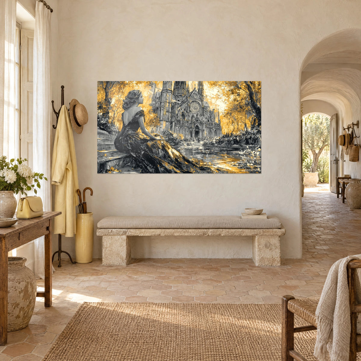 Gemälde elegante Frau auf Stufen vor einer Kathedrale, schwarzes und ockerfarbenes Kleid, safrangelbe Bäume, provenzalisches Landhaus