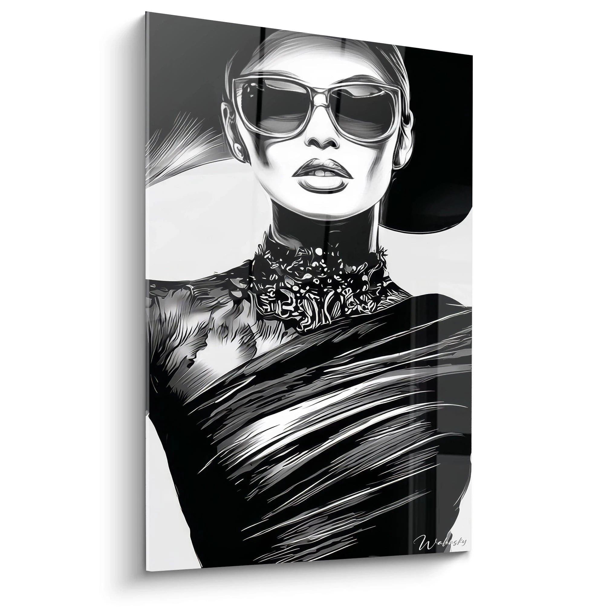 Tableau mural femme noir et blanc avec lunettes de soleil et détails artistiques élégants
