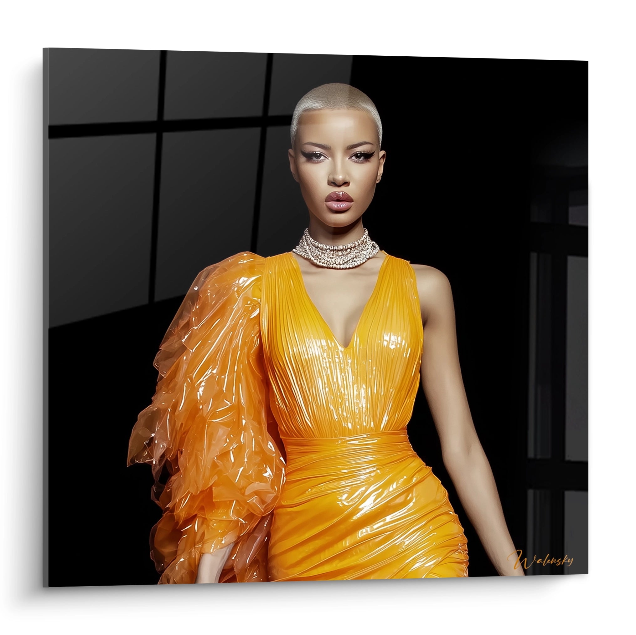 Tableau femme mode glamour représentant un modèle en robe orange brillante et élégante