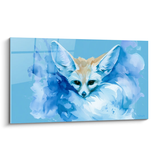 Fennec au regard noir intense, fourrure beige et blanche, fond bleu marine en aquarelle fluide
