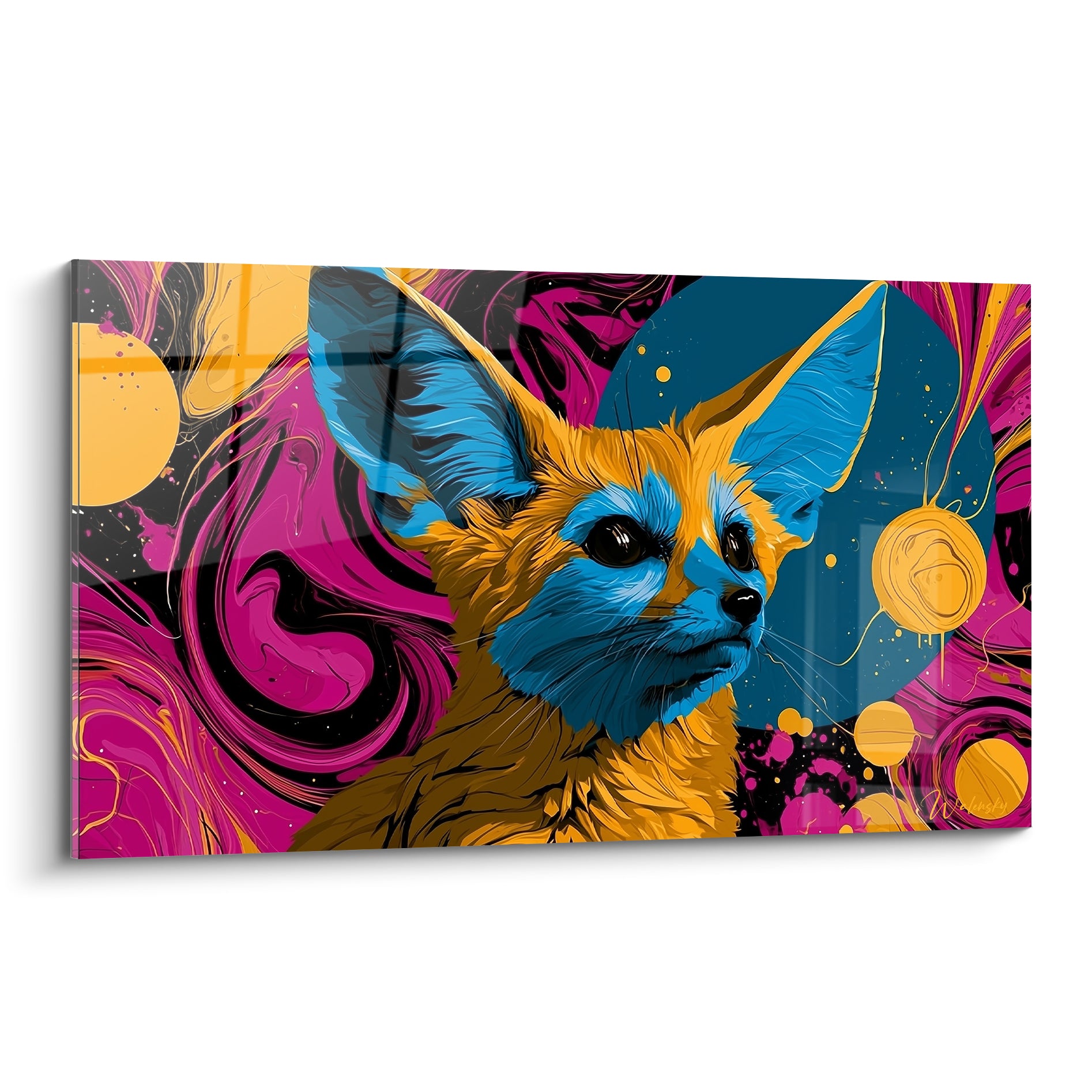 Fennec au pelage doré et oreilles bleu marine, tourbillons magenta et noirs en arrière-plan