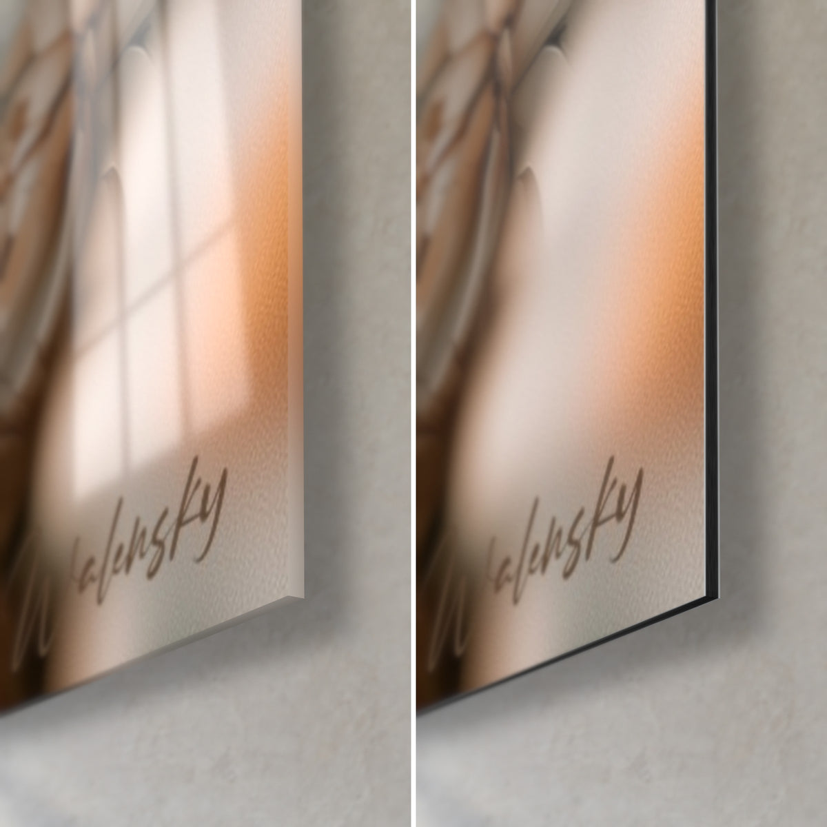 Schilderij van een kleine rode vos met lang crèmekleurig haar, rechtsonder: glanzend acrylglas links, mat Dibond rechts, 3 mm rand