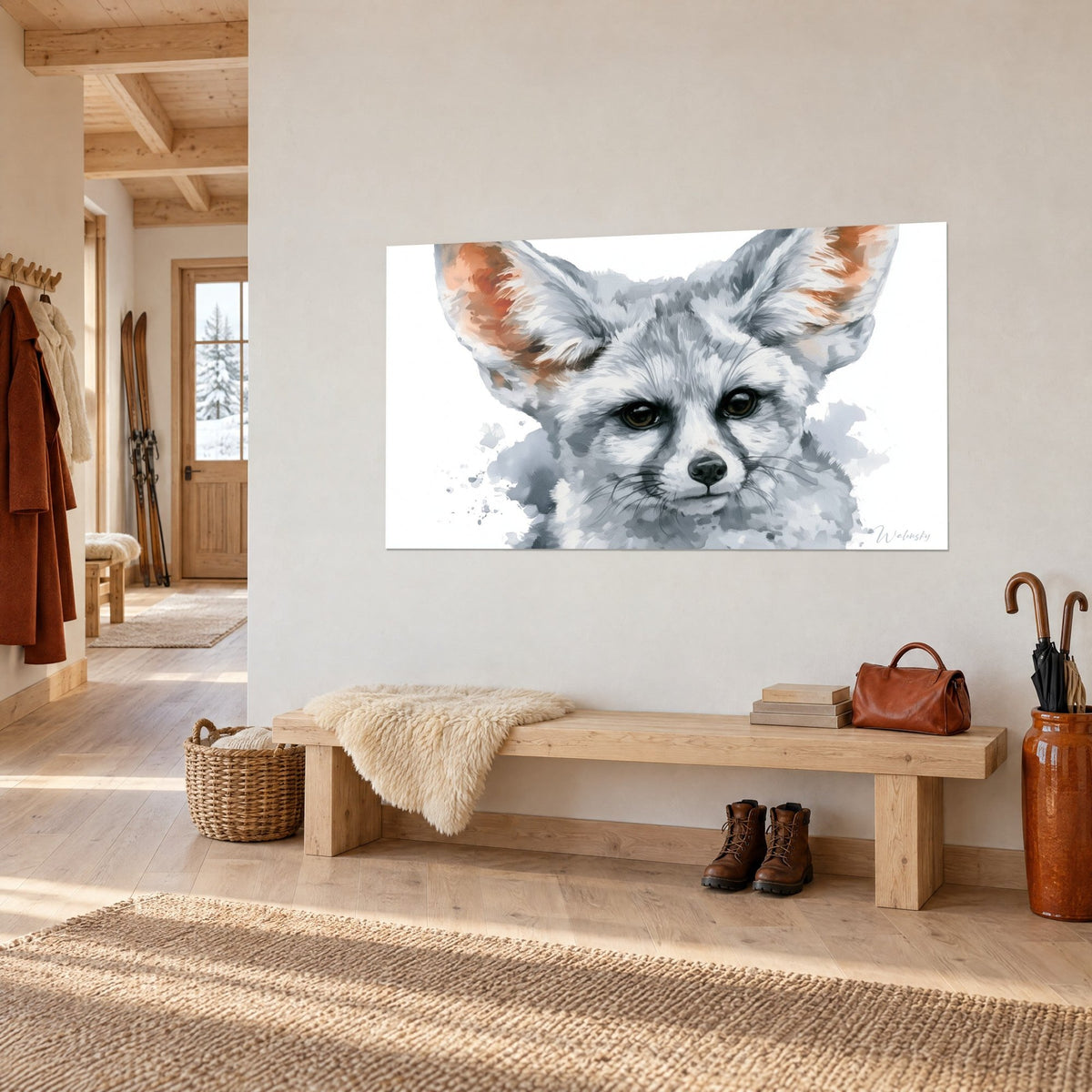 Cuadro retrato de fénec de ojos oscuros, hocico negro, salpicaduras grises sobre fondo blanco, colgado en una pared de chalet junto a un banco