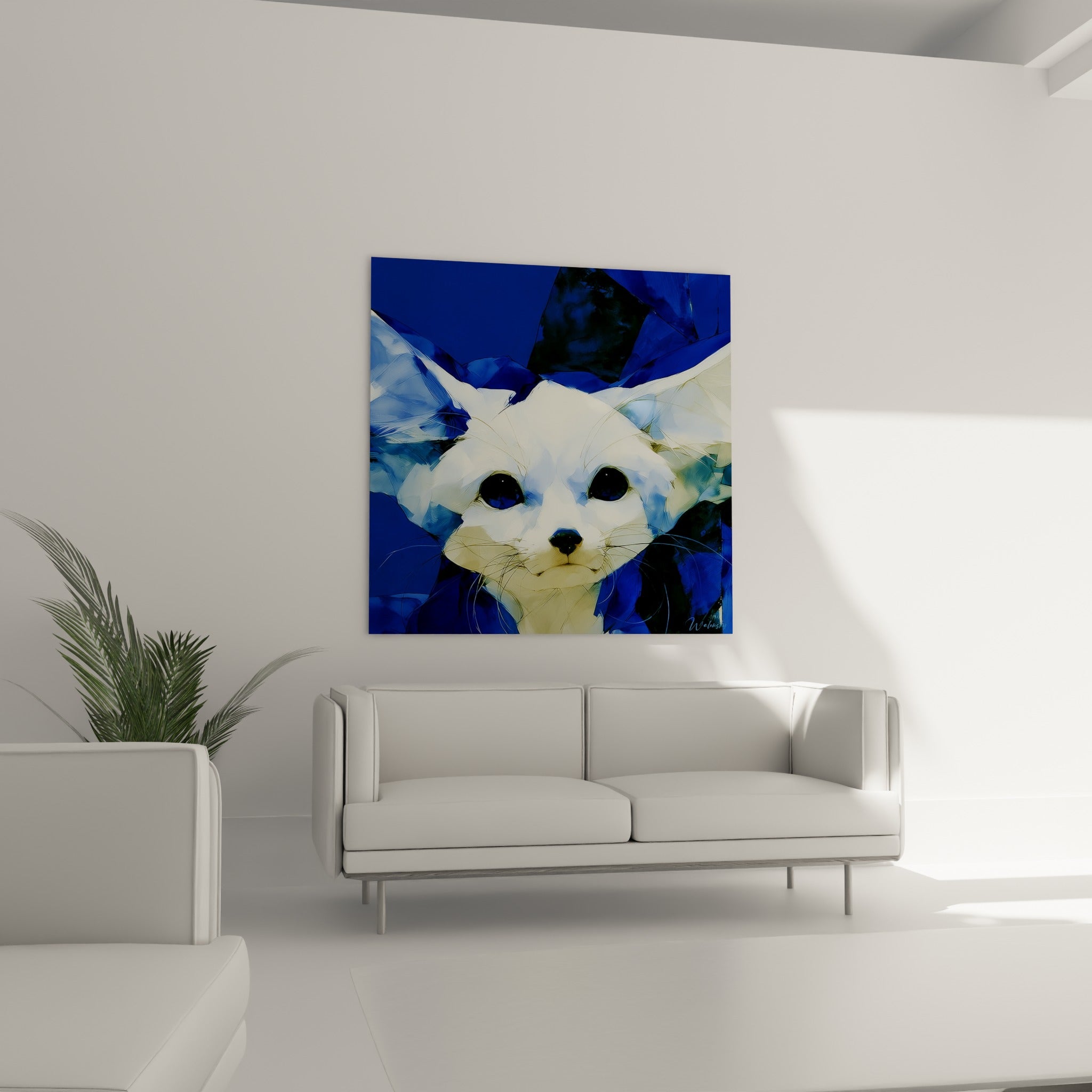 Museau blanc du fennec entouré de bleu profond, tableau au-dessus d'un canapé dans un salon lumineux