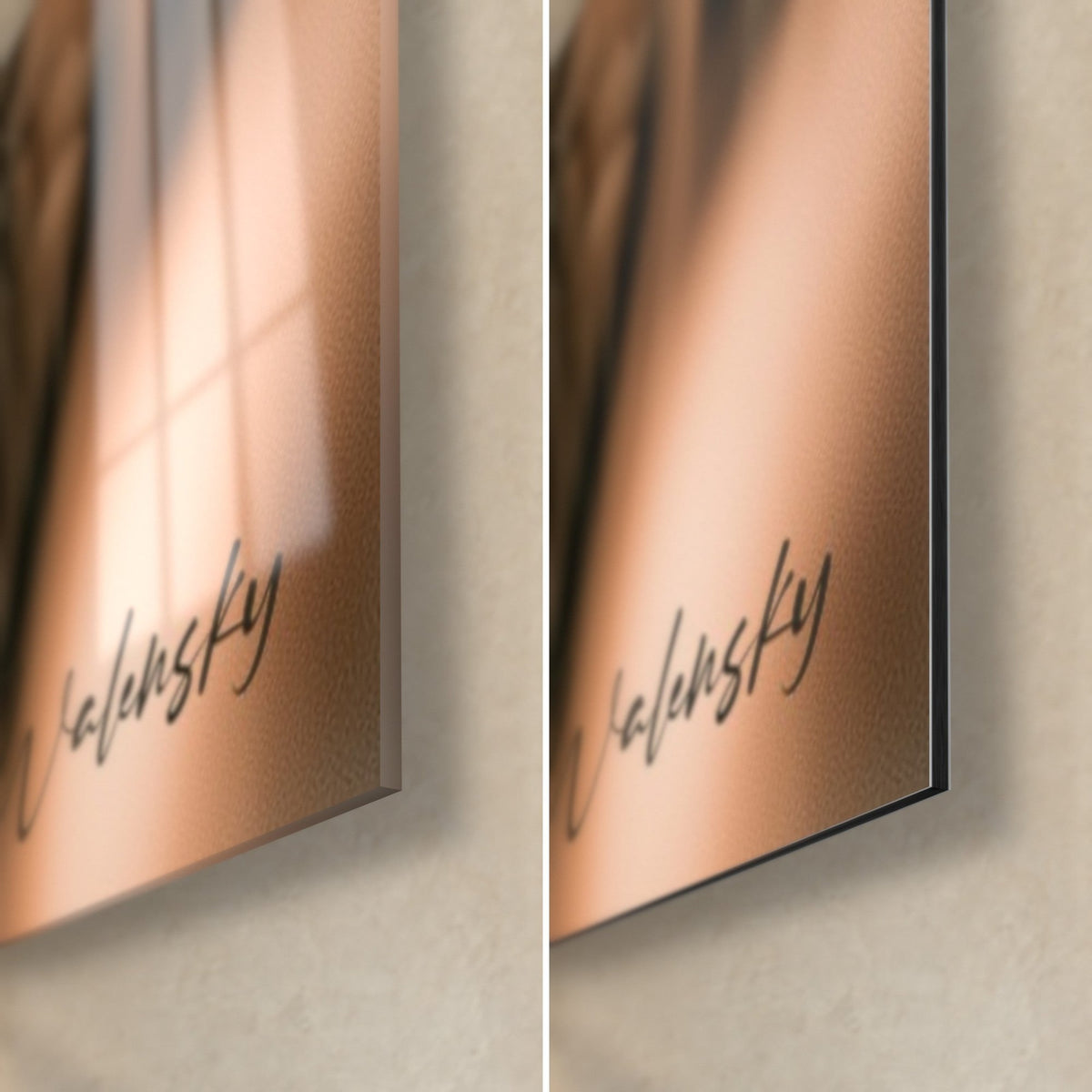 Wall art small desert fox, bottom right corner: glossy glass with reflections on the left, matte black Dibond on the right, Walensky signature