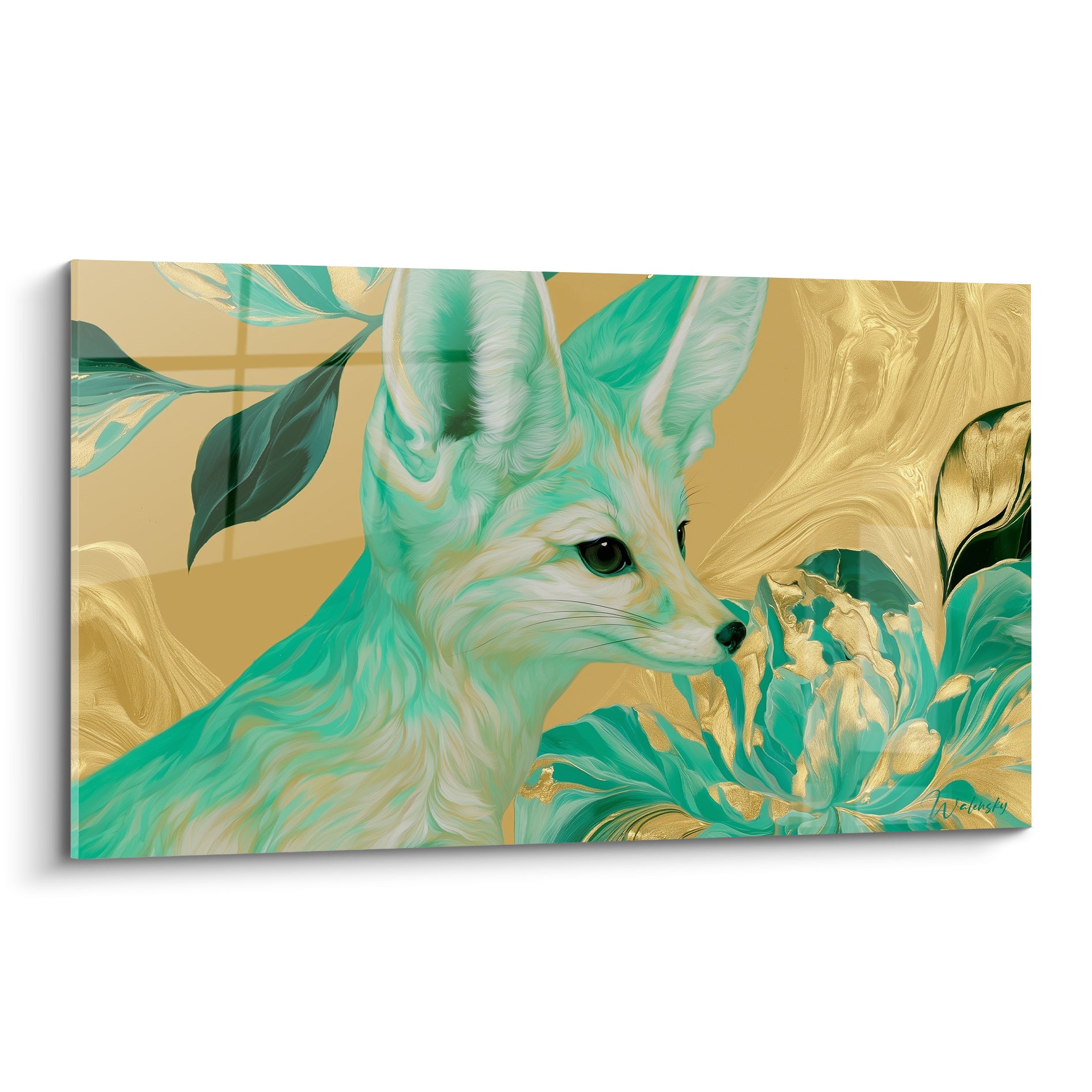 Fennec turquoise et doré au regard doux près d'une fleur émeraude, style pictural raffiné