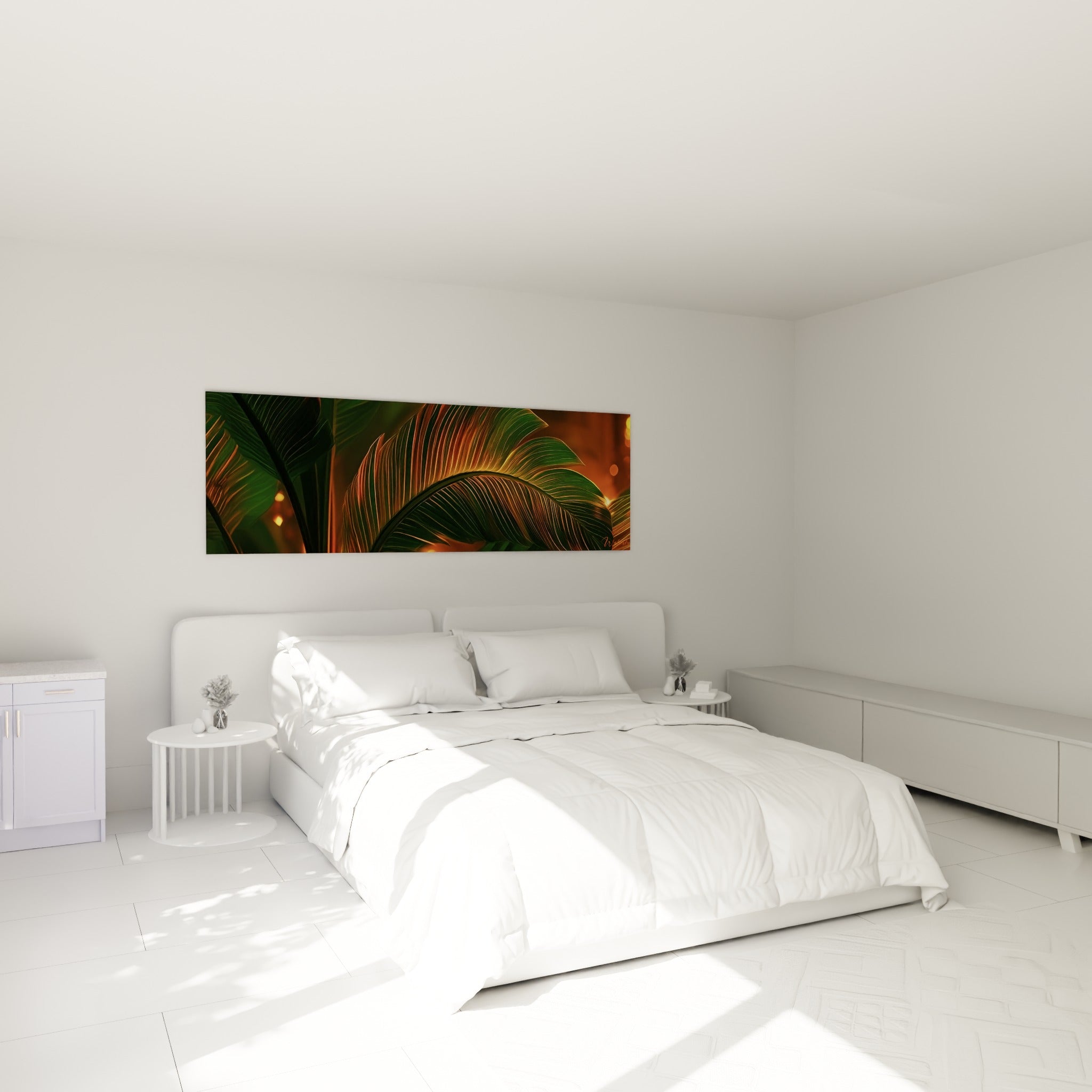 Grande feuille de bananier verte et orangée accrochée au-dessus d'un lit dans une chambre claire