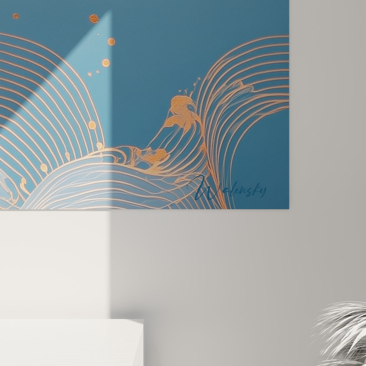 Gros plan sur les nervures cuivrées et bleu marine de la feuille, révélant le grain lisse et brillant de l'impression
