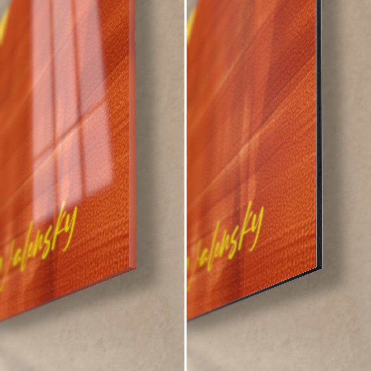 Cuadro hojas tropicales estilizadas, esquina inferior derecha naranja óxido: cristal acrílico brillante a la izquierda, Dibond aluminio mate a la derecha