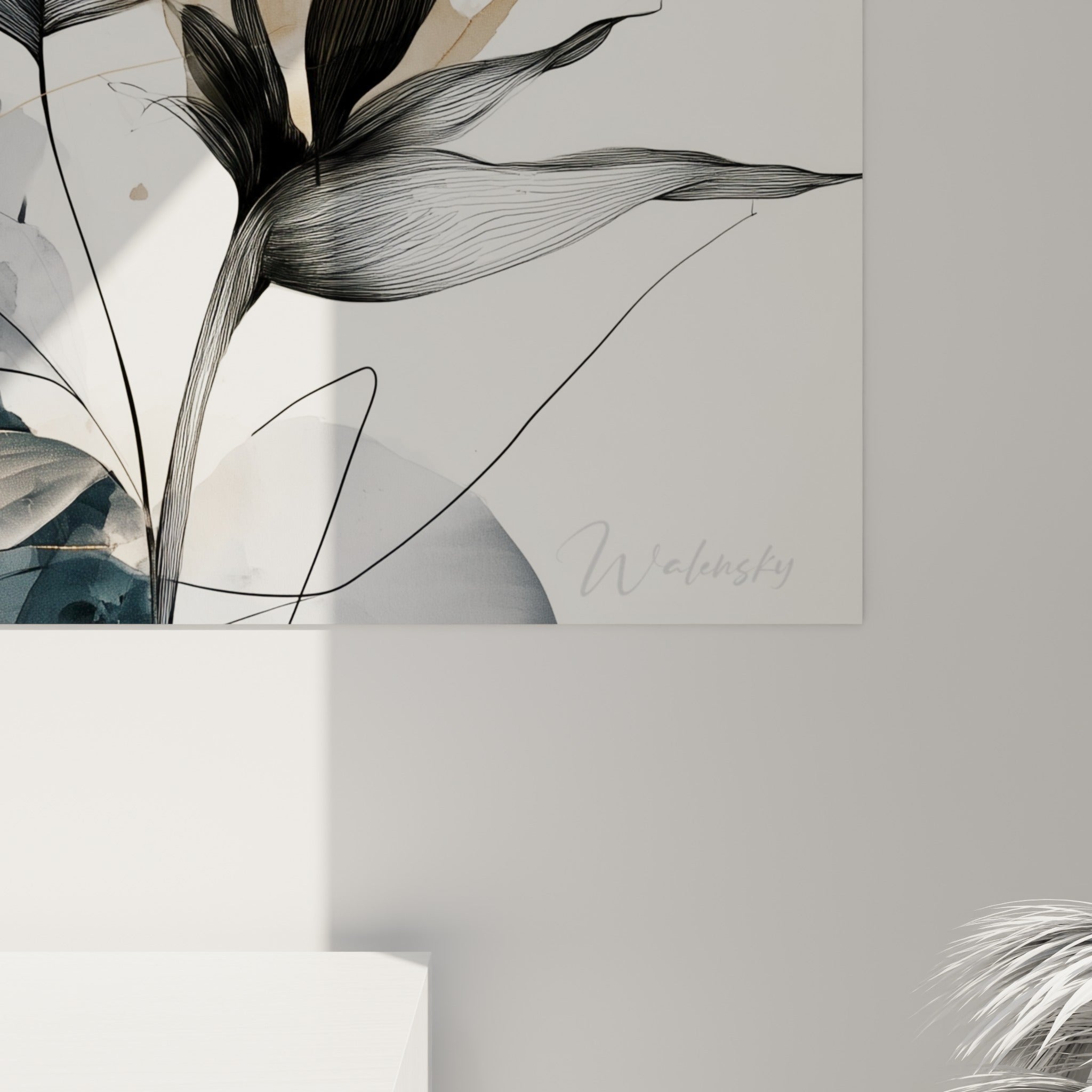 Traits d'encre fins et lavis beige se croisant sur les veines des feuilles anthracite et le cercle brique