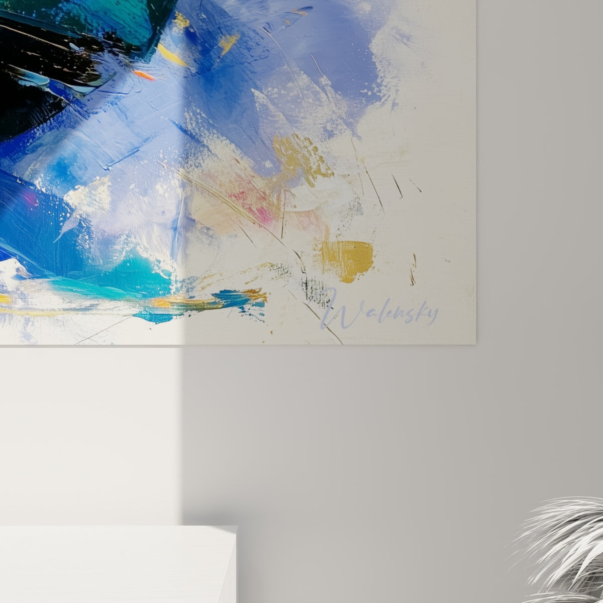 Empâtements bleu marine et orange se mêlant en coulures épaisses sur la toile de la feuille de bananier