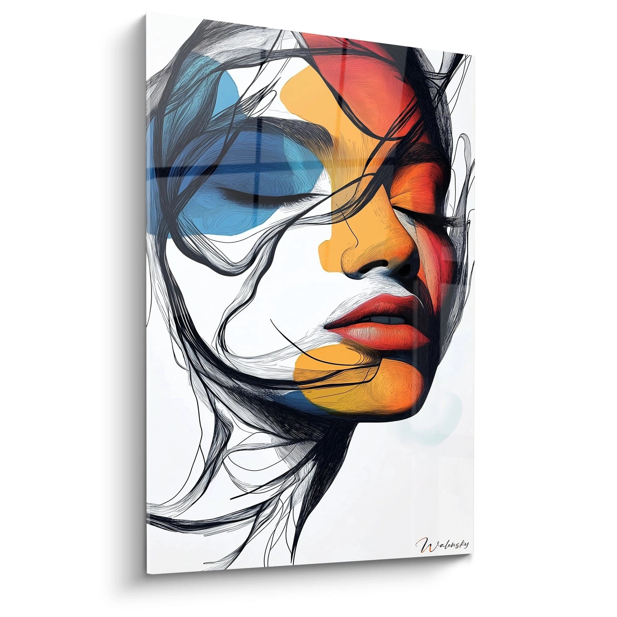 Un tableau visage abstrait représentant un portrait féminin divisé en sections bleues et orange, avec des traits noirs fluides délimitant les contours, un œil fermé et des lèvres rouges, sur fond blanc.
