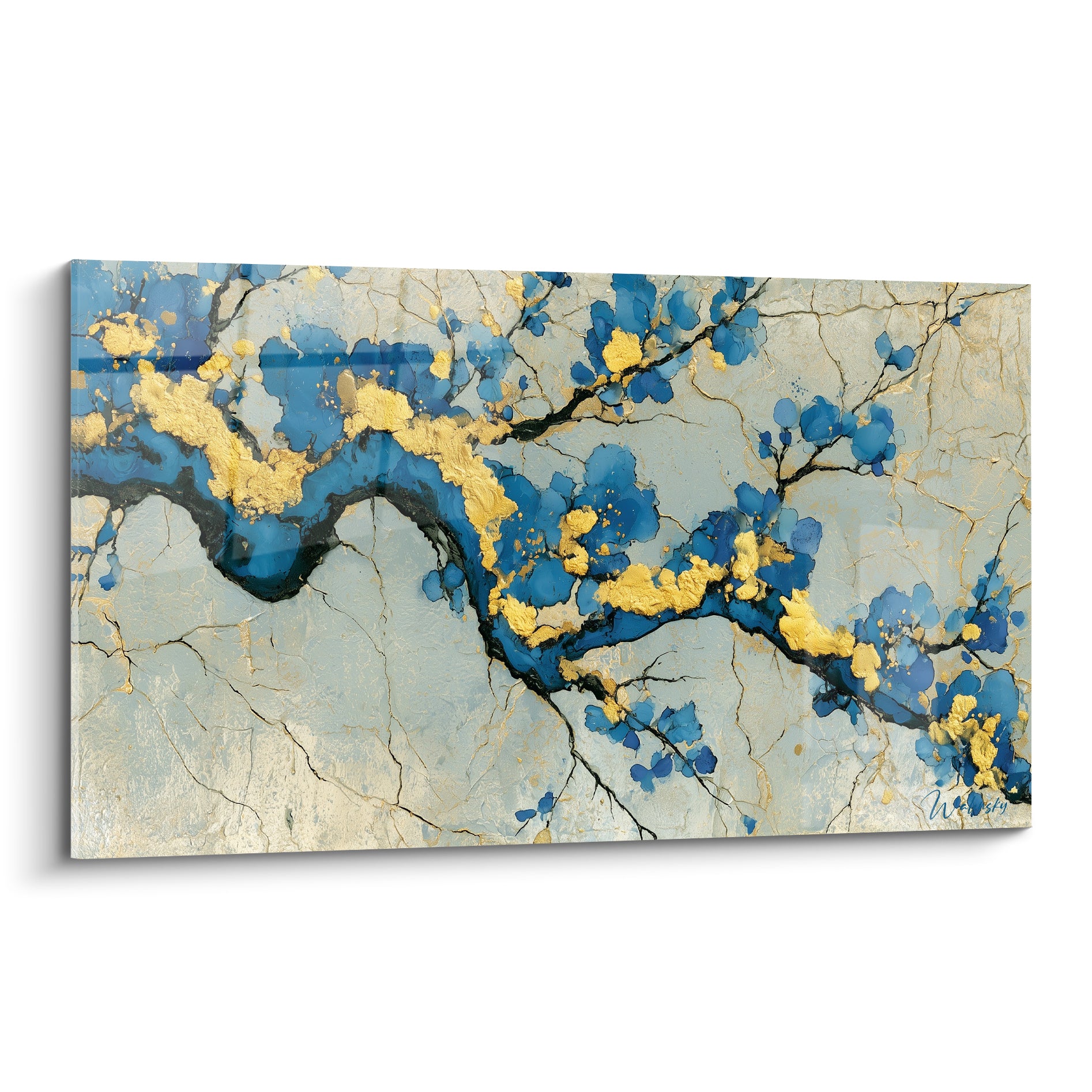 Branche fleurie bleu marine et dorée traversant un fond beige craquelé, tableau fleur abstrait raffiné