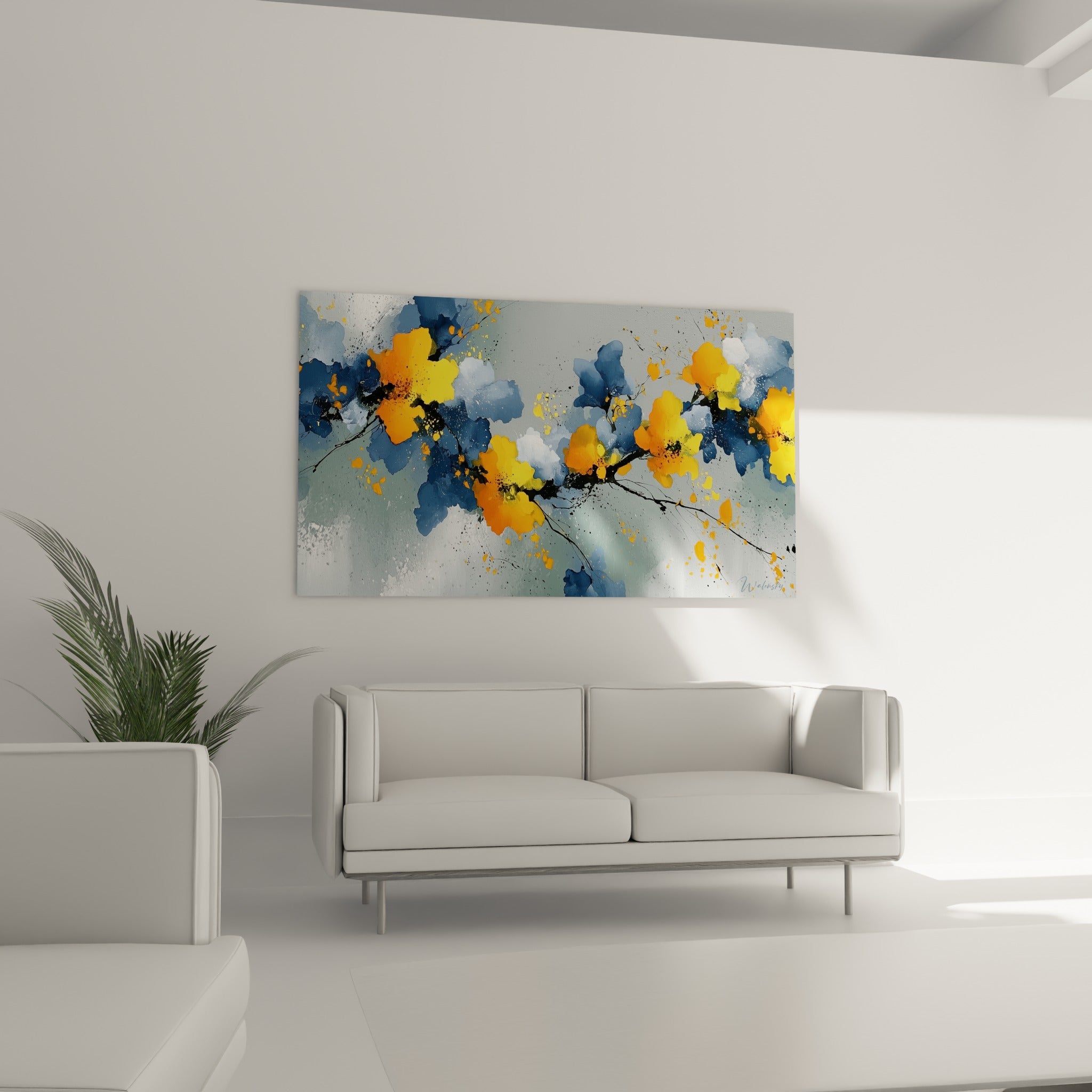 Éclaboussures bleu marine et orange d'un tableau fleur abstrait au-dessus d'un canapé dans un salon lumineux
