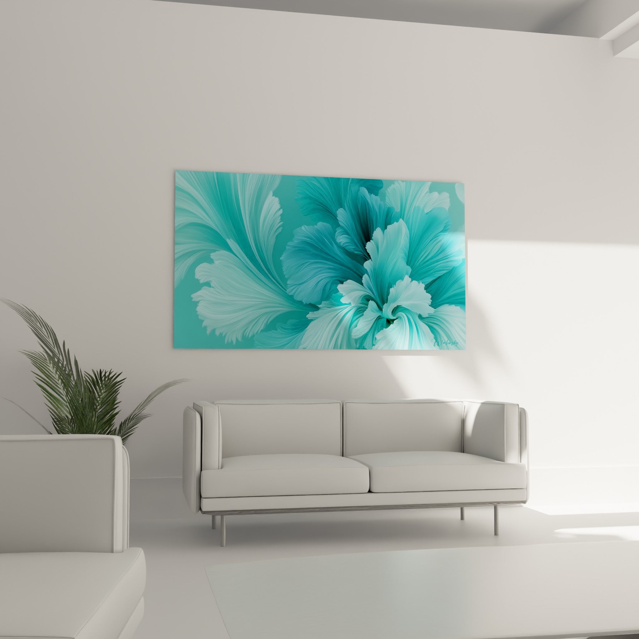 Éventail de pétales bleu sarcelle et turquoise d'une fleur abstraite au-dessus d'un canapé dans un salon lumineux