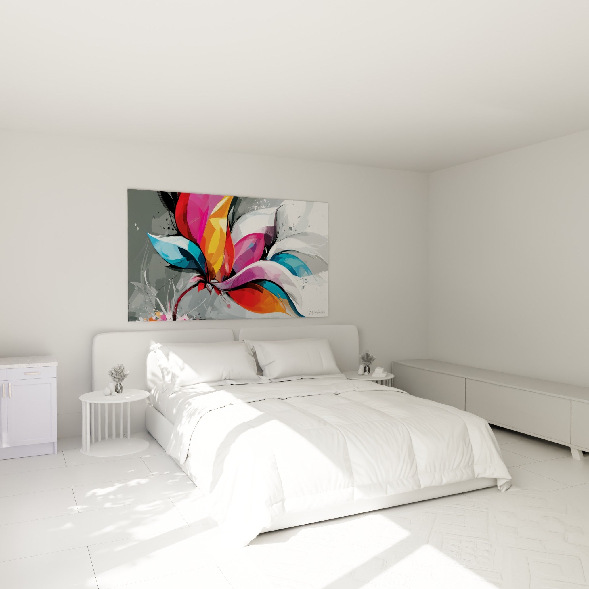 Pétales orange et turquoise de ce tableau fleur abstrait, accroché au-dessus d'un lit dans une chambre claire
