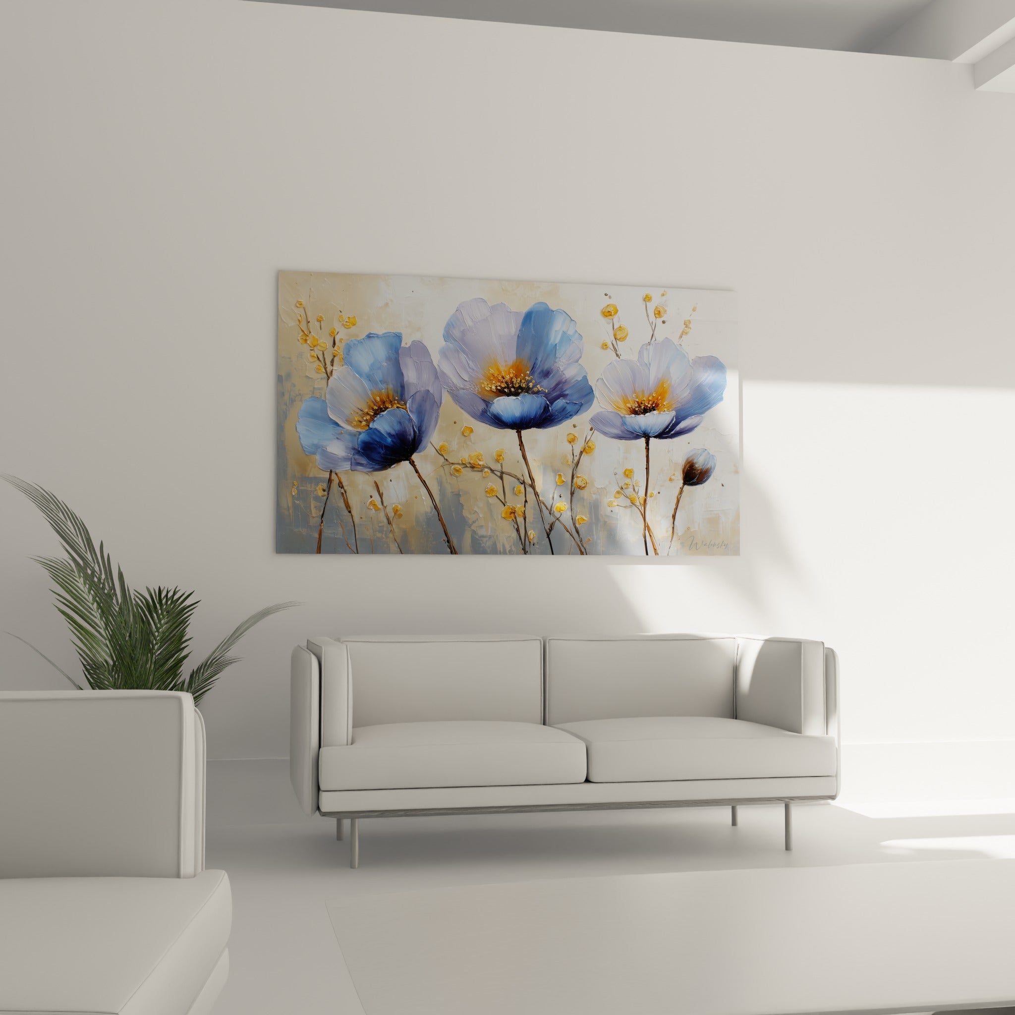 Corolles bleu marine et étamines dorées en peinture texturée au-dessus d'un canapé dans un salon lumineux