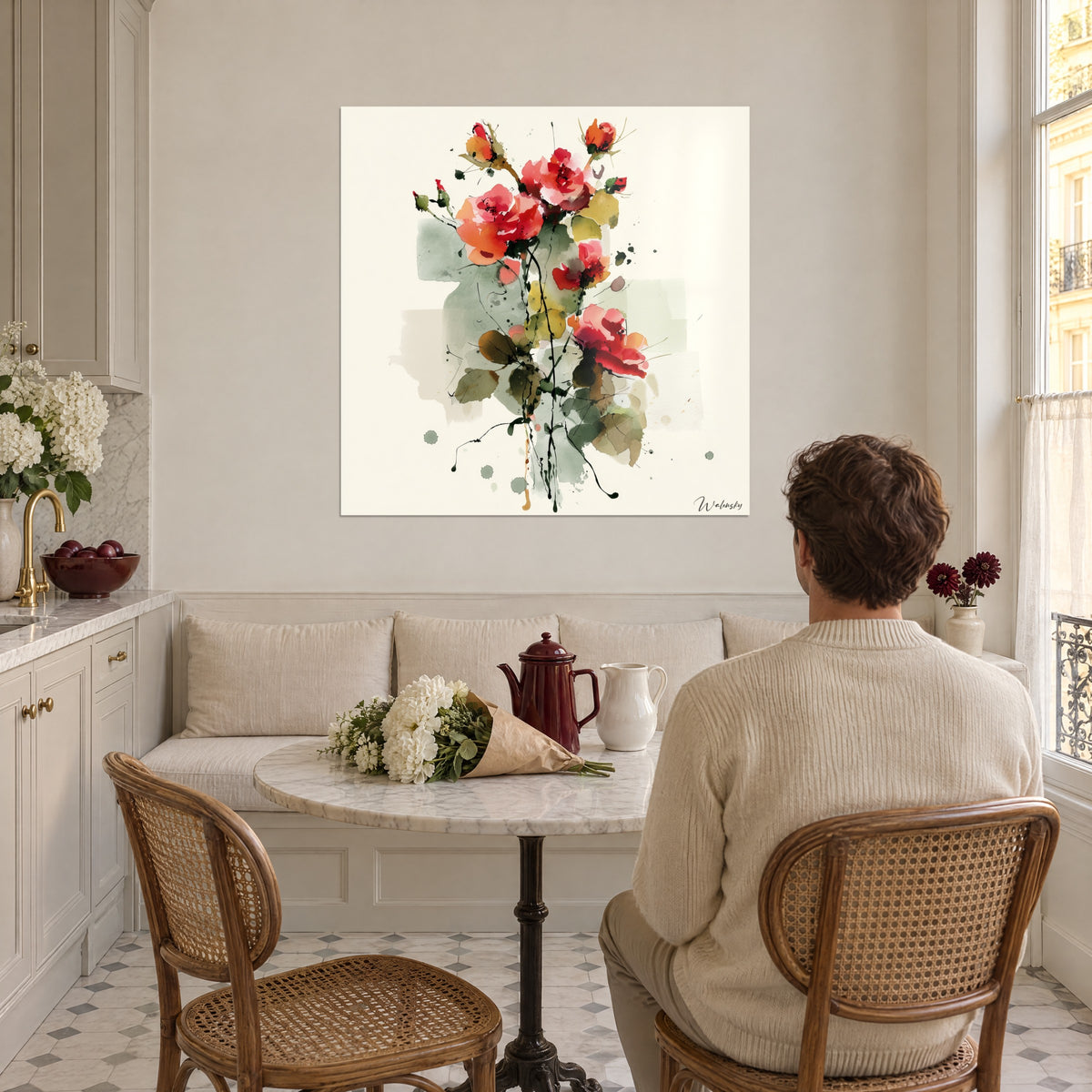 Schilderij scharlaken bloemkronen en oranje knoppen, zwarte inktspatten op ivoorkleurig papier, in een lichte eethoek