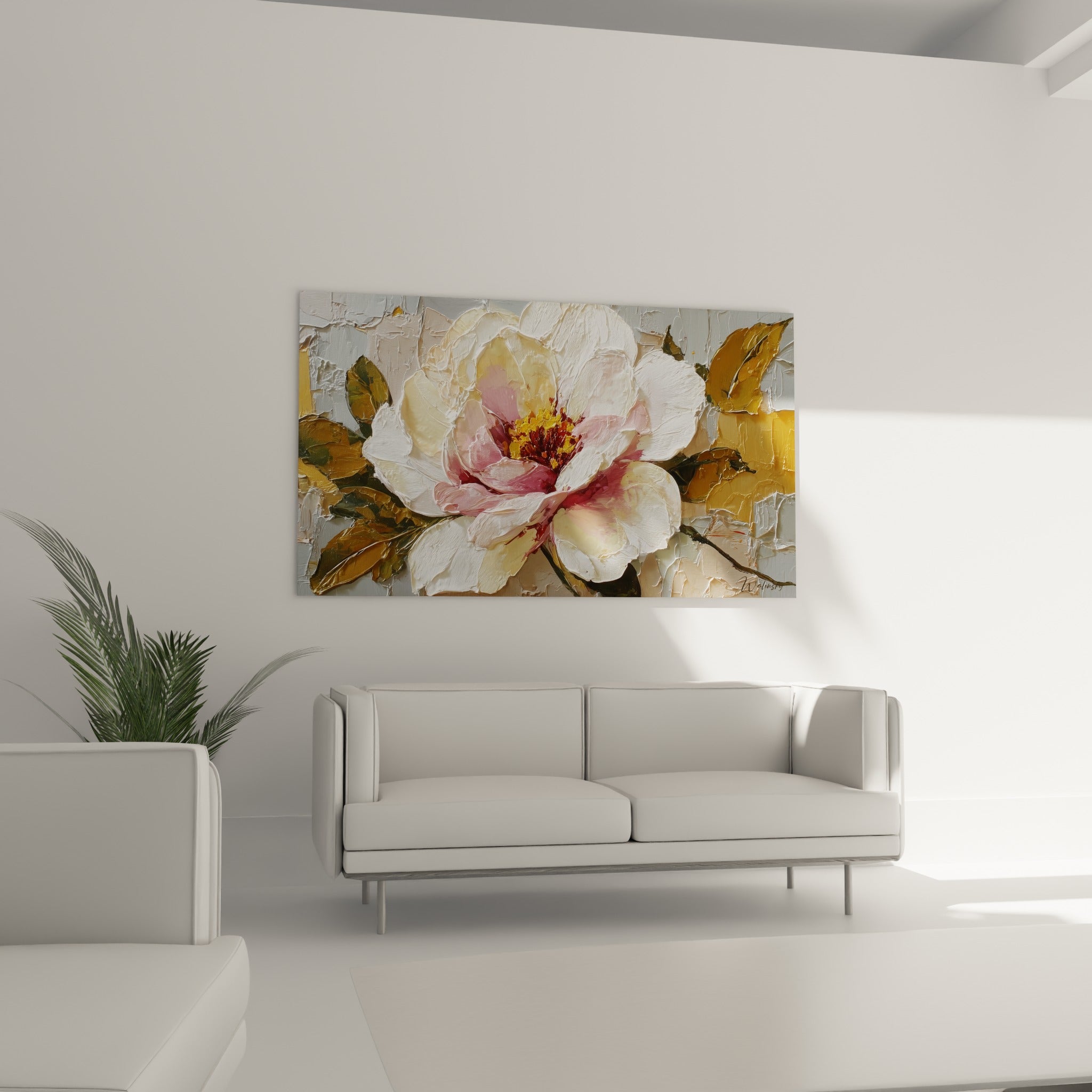 Pétales blancs et feuillage doré d'une pivoine peinte, au-dessus d'un canapé dans un salon lumineux
