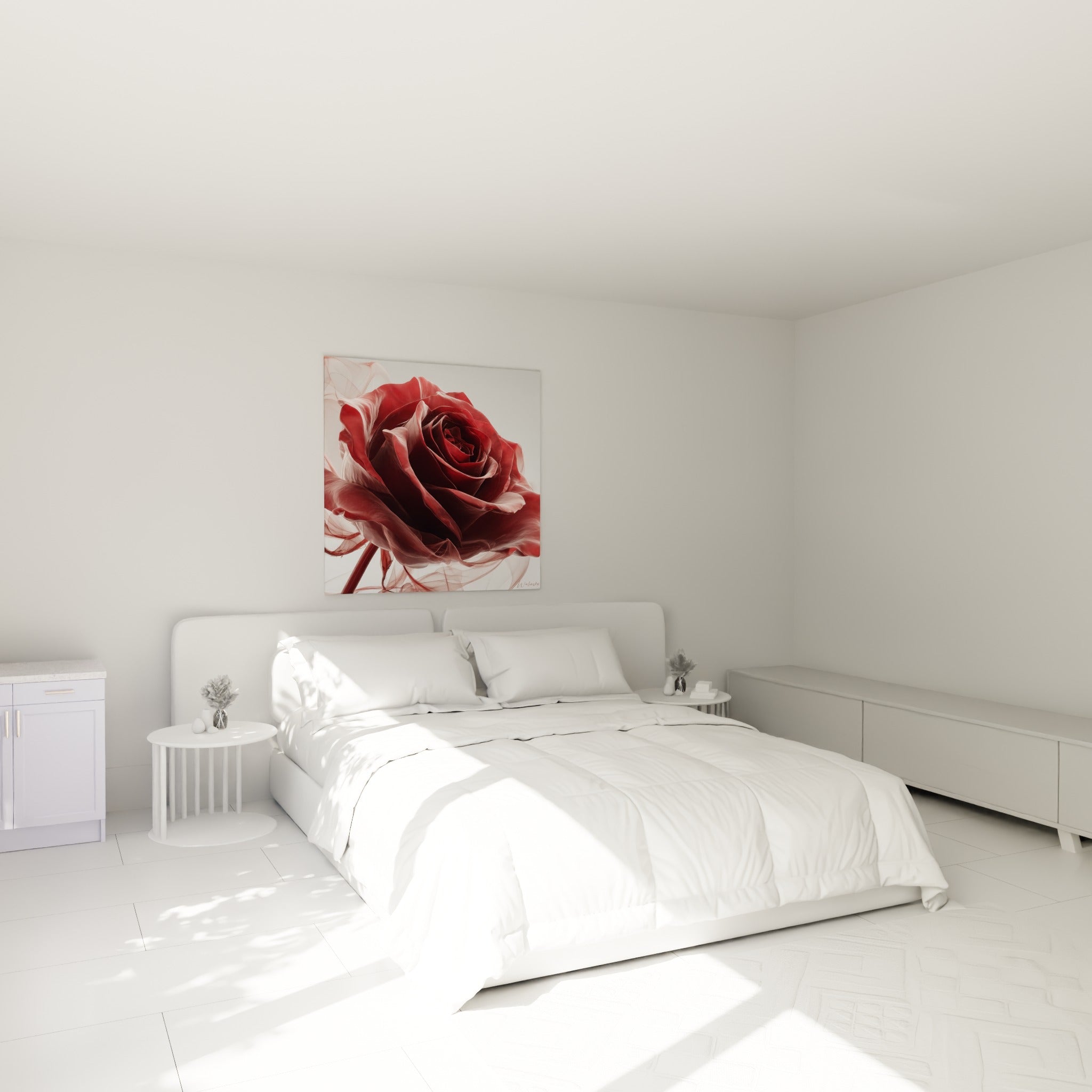 Pétales bordeaux et rose pâle d'une fleur vaporeuse suspendue au-dessus d'un lit dans une chambre claire