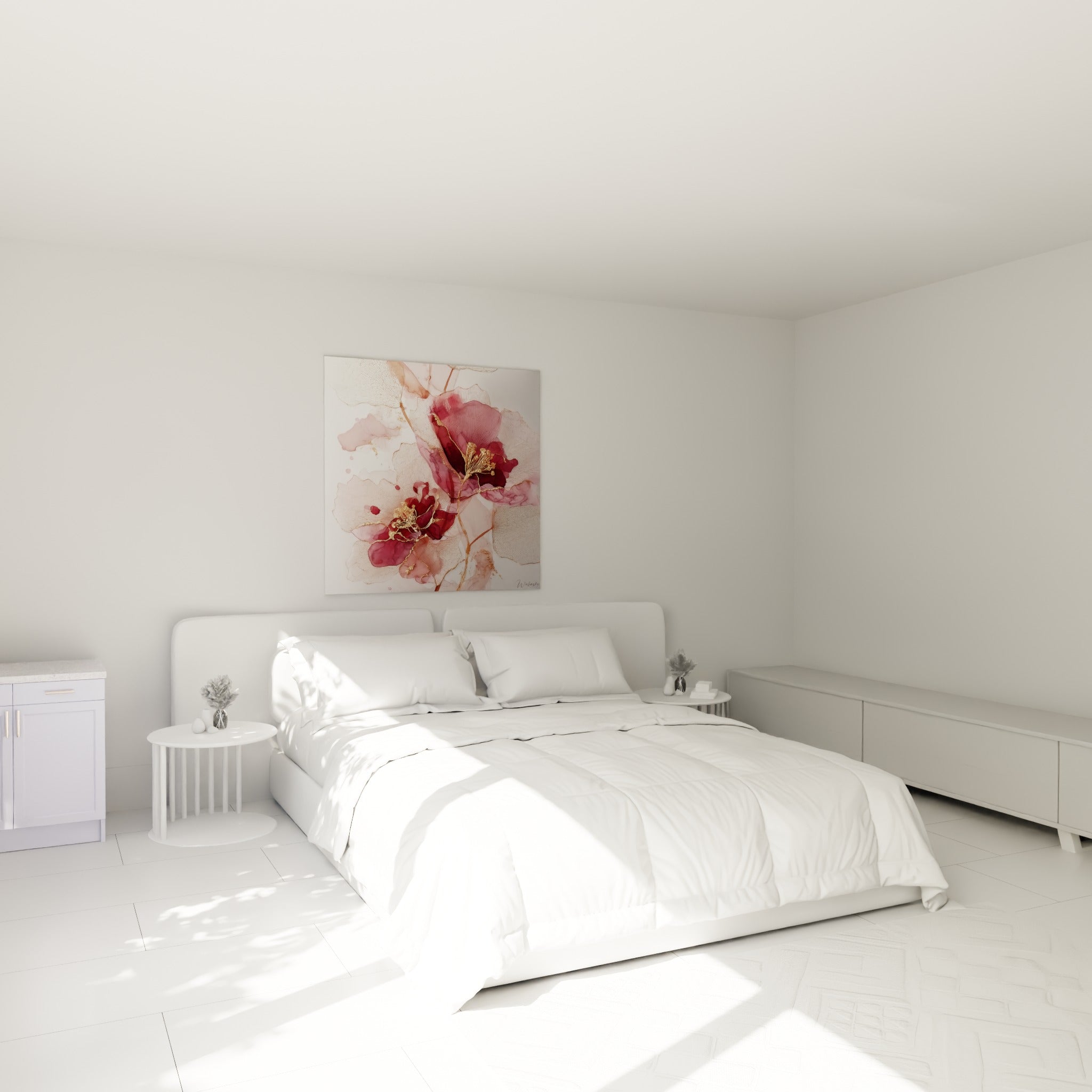 Pétales roses et bordeaux ornés de fils dorés, accrochés au-dessus d'un lit dans une chambre claire
