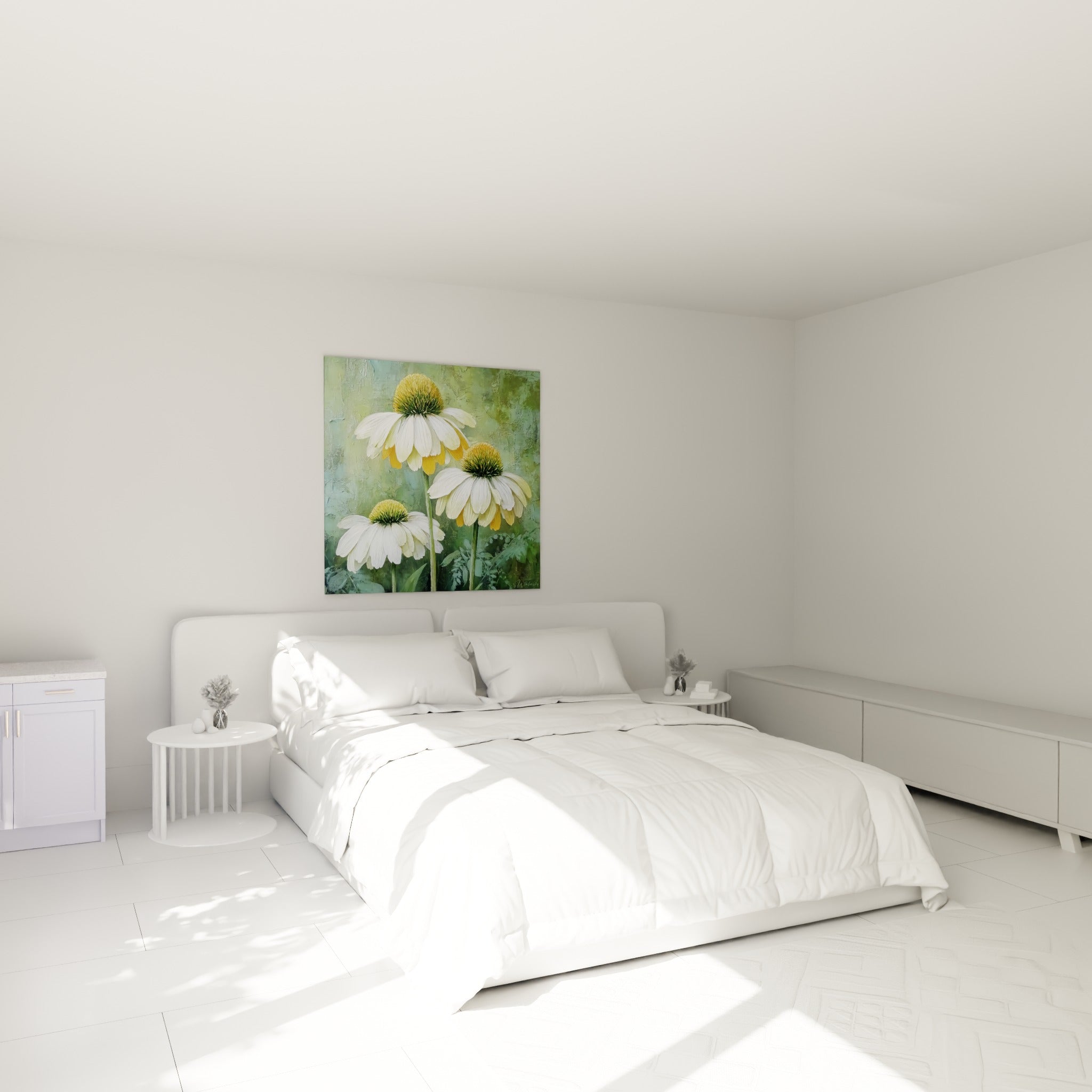 Marguerites blanches et jaune ocre au-dessus d'un lit dans une chambre claire