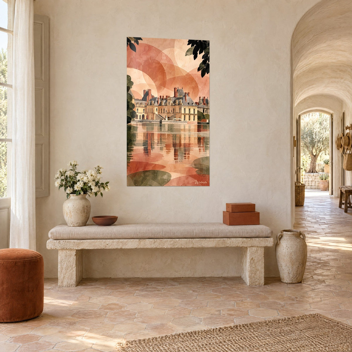 Quadro palazzo con camini in mattoni rossi, grandi cerchi corallo e pesca, fogliame cachi, su una parete di masseria provenzale
