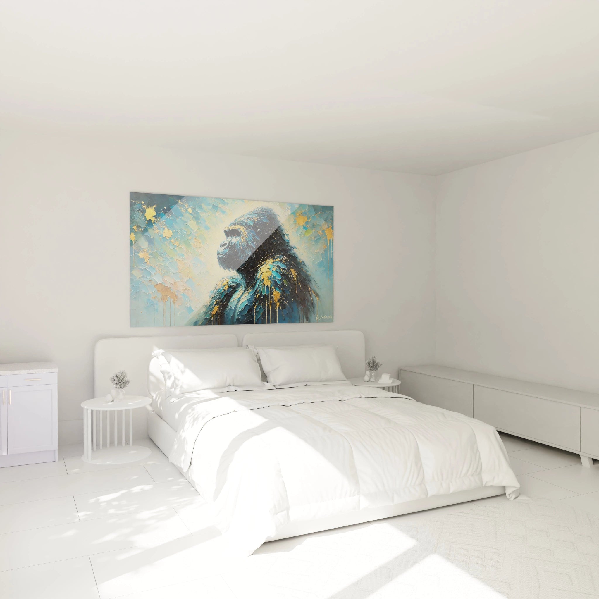  Accroché au mur au-dessus d'un lit, ce tableau gorille illumine la chambre avec sa palette de bleus et d'or. Une pièce d'art qui apporte sérénité et majesté à votre espace.