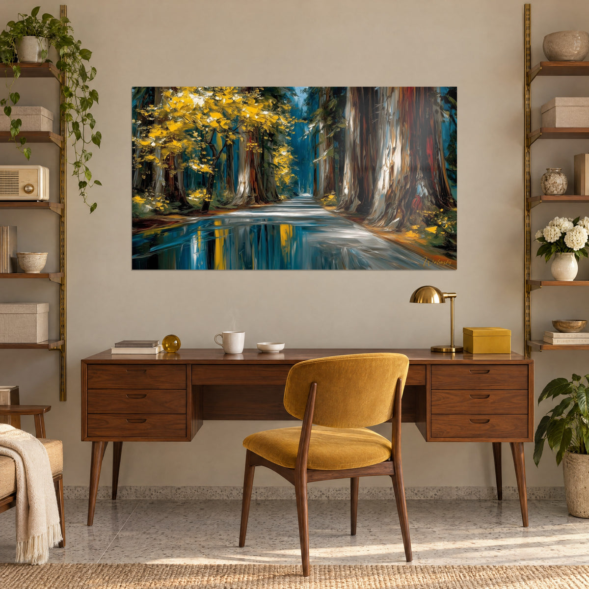 Schilderij boomkathedraal geschilderd met een palet, crèmewitte en rode stammen, amberkleurig gebladerte, aan de muur van een warm houten werkkamer