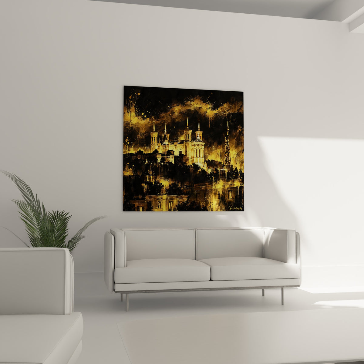 Édifice religieux lumineux en jaune et noir, posé au-dessus d'un canapé dans un salon lumineux