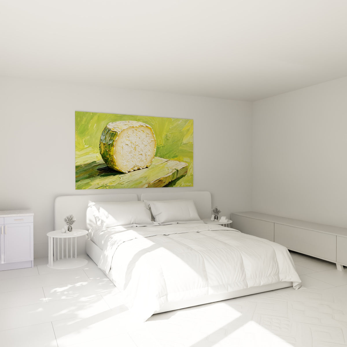 Meule de fromage vert sauge et blanc crème accrochée au-dessus d'un lit dans une chambre claire