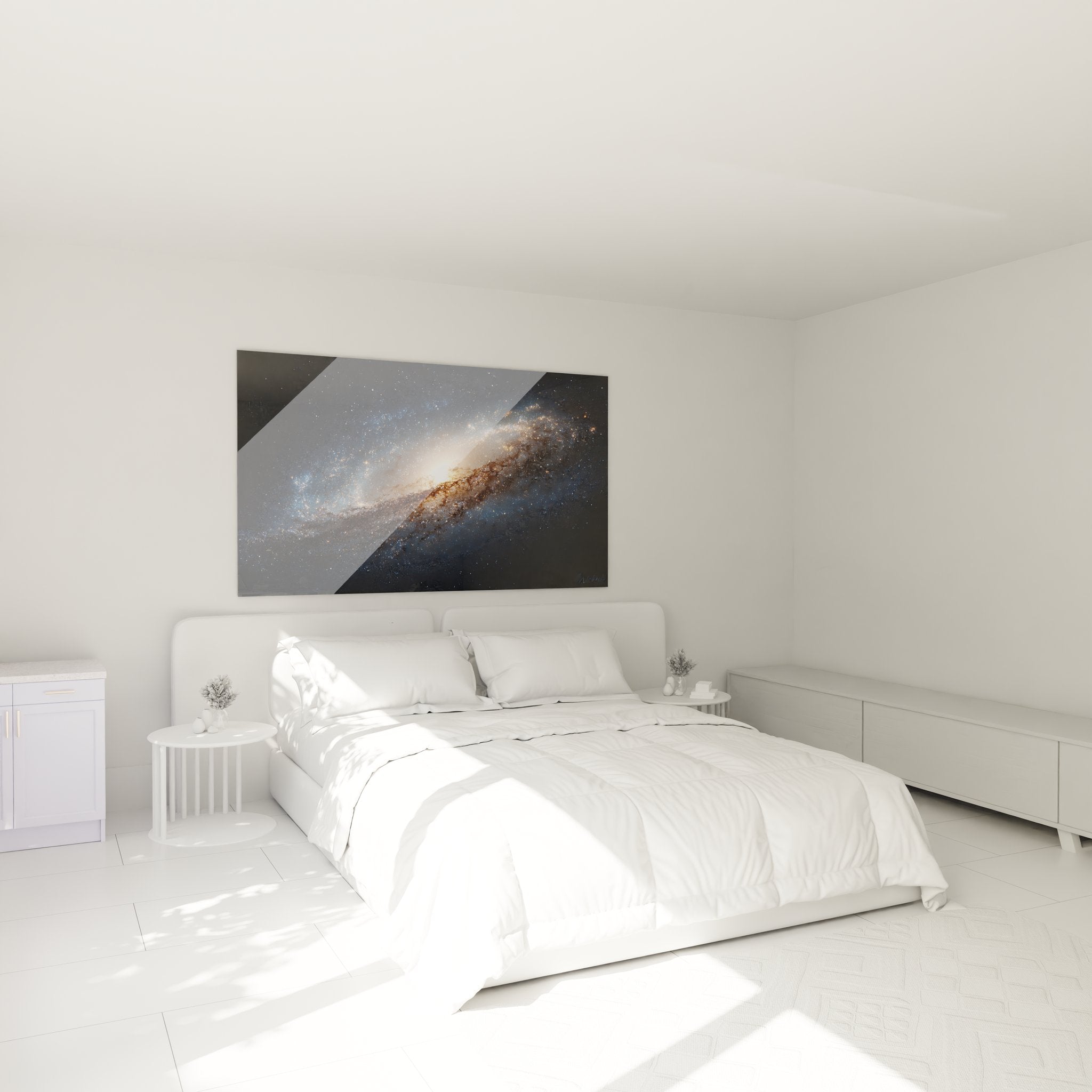 Ambiance chambre avec tableau galaxie spirale créant une atmosphère cosmique apaisante