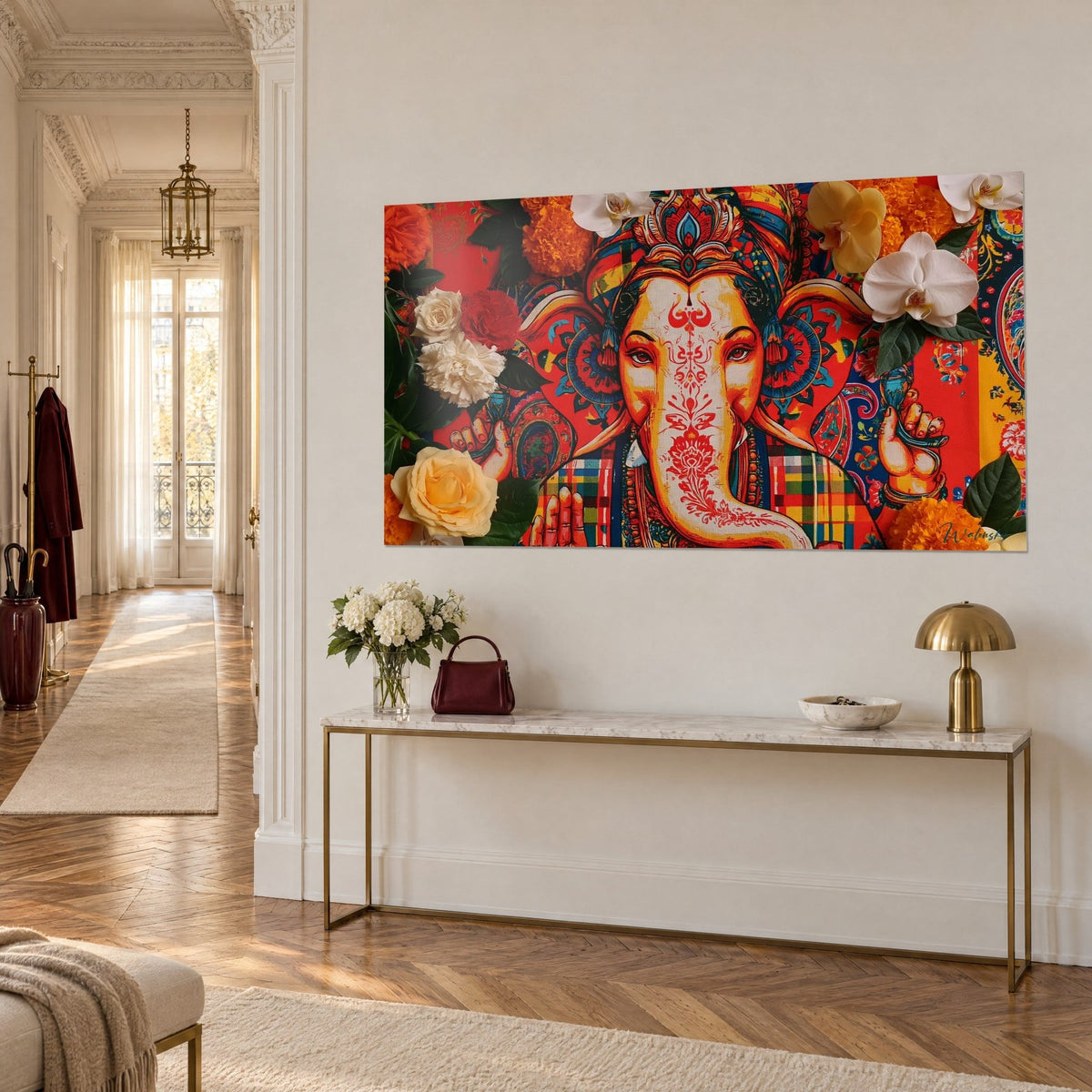 Tableau divinité à tête d'éléphant, front orné d'un lotus rouge, roses jaunes et œillets crème, vue de trois-quarts sur mur blanc