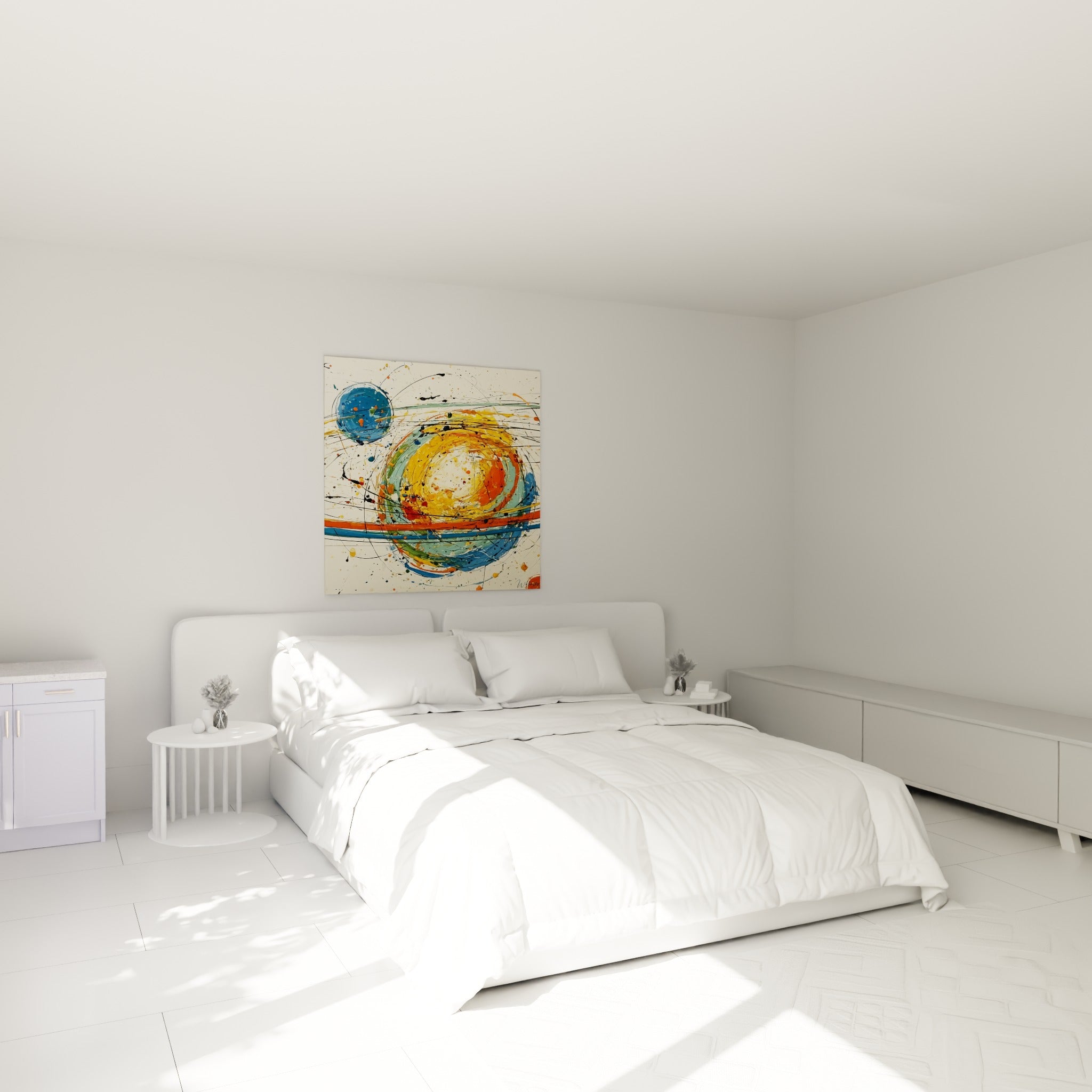 Cercles orange et bleu en mouvement cosmique accrochés au-dessus d'un lit dans une chambre claire