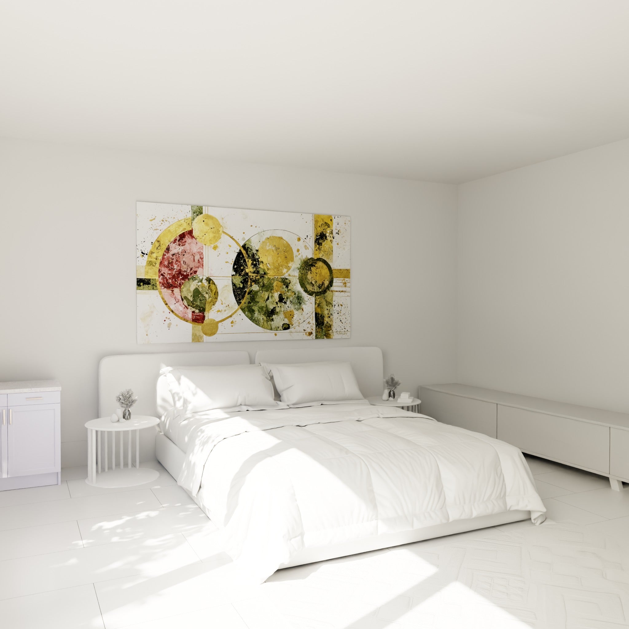 Formes circulaires dorées et bordeaux composant un tableau géometrique abstrait au-dessus d'un lit dans une chambre claire