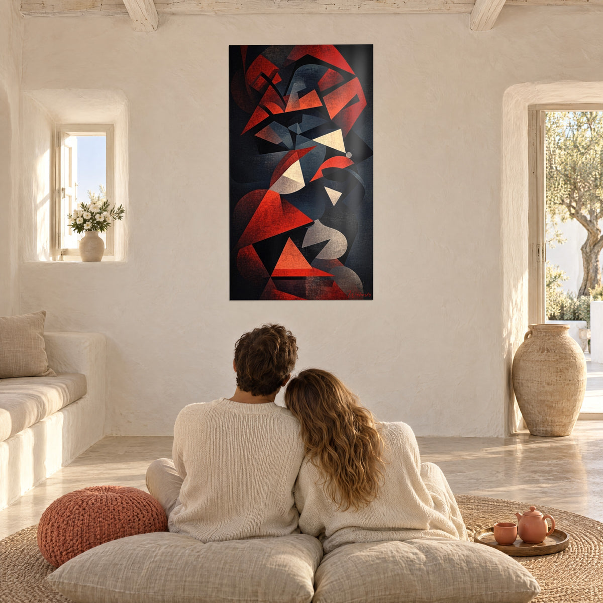 Πίνακας θραύσματα κεραμιδί και χαλυβδί μπλε σε σκούρο φόντο, ζευγάρι από την πλάτη σε μαξιλάρια, λευκοί ασβεστωμένοι τοίχοι