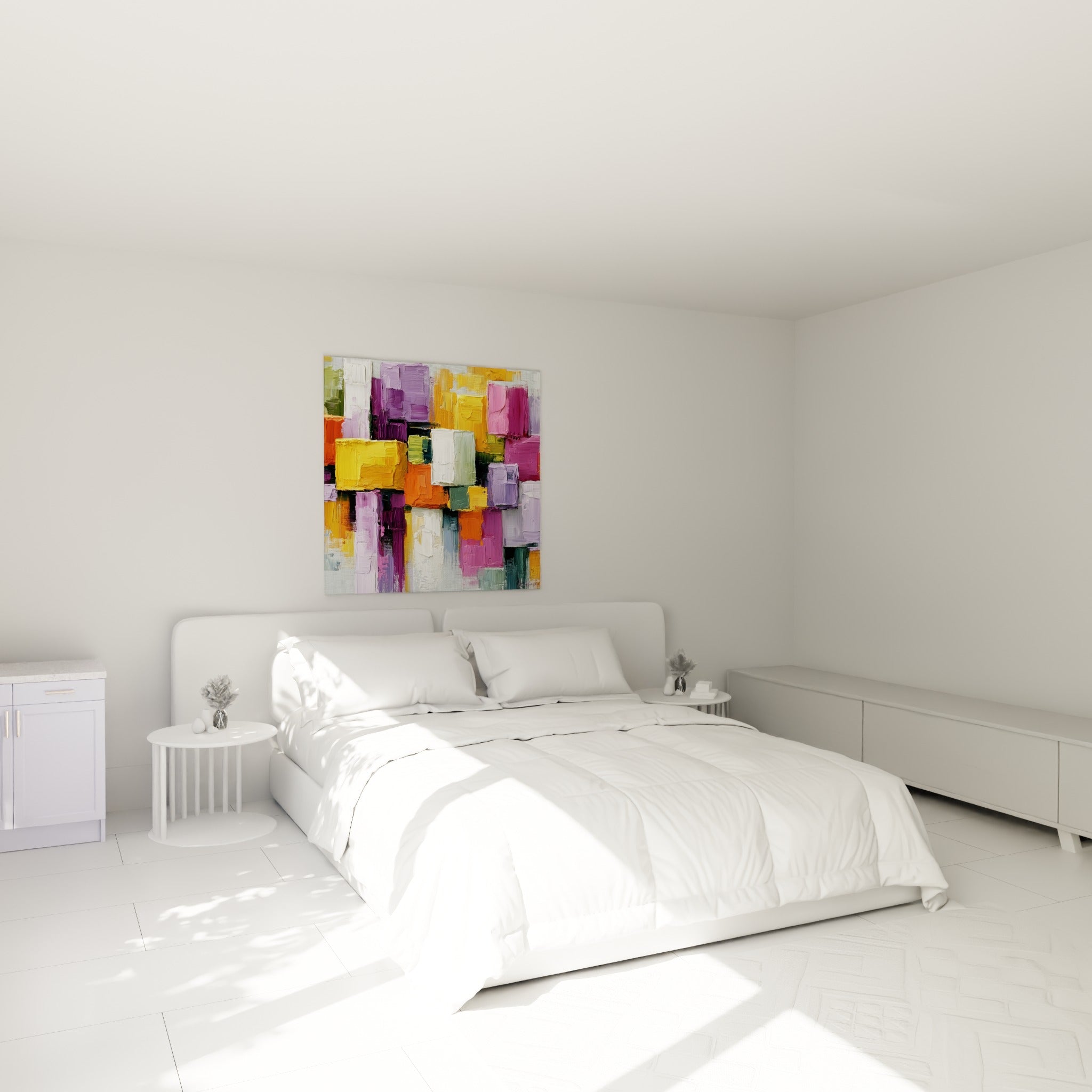 Blocs colorés mauve et jaune moutarde du tableau géométrique abstrait, accrochés au-dessus d'un lit dans une chambre claire