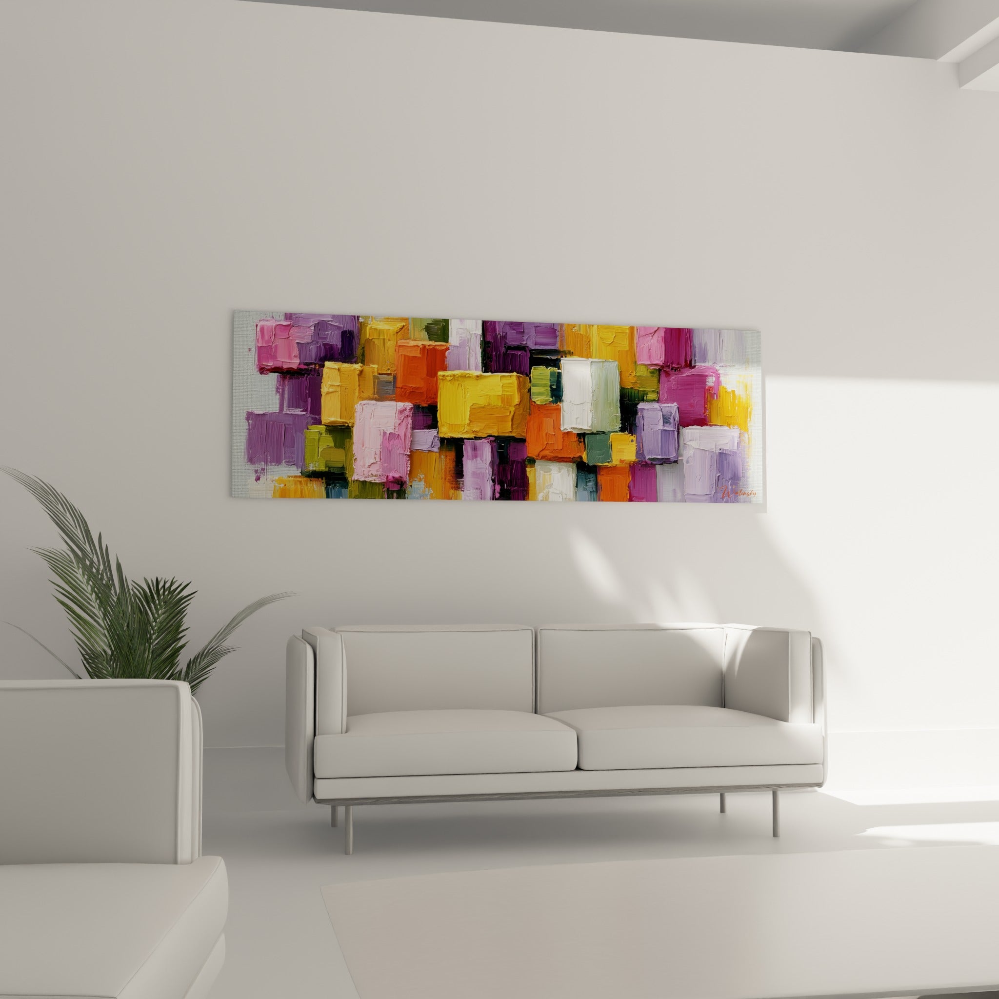 Carrés colorés violet, ocre et rose, œuvre géométrique abstraite, au-dessus d'un canapé dans un salon lumineux