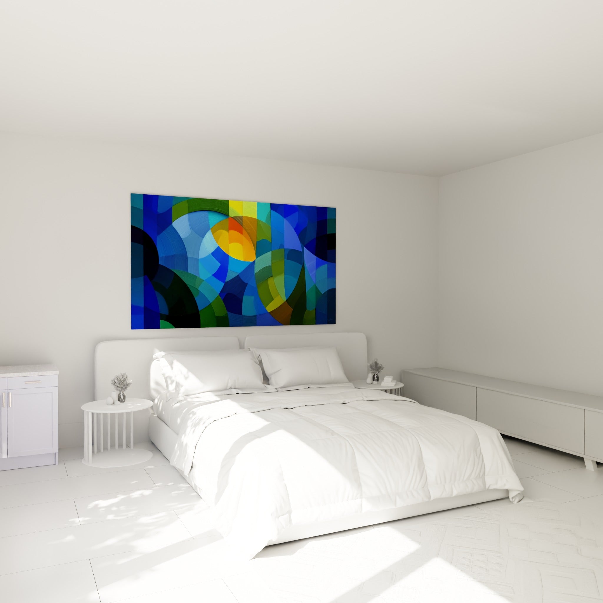 Sphères géométrique abstrait vertes et bleu marine accrochées au-dessus d'un lit dans une chambre claire