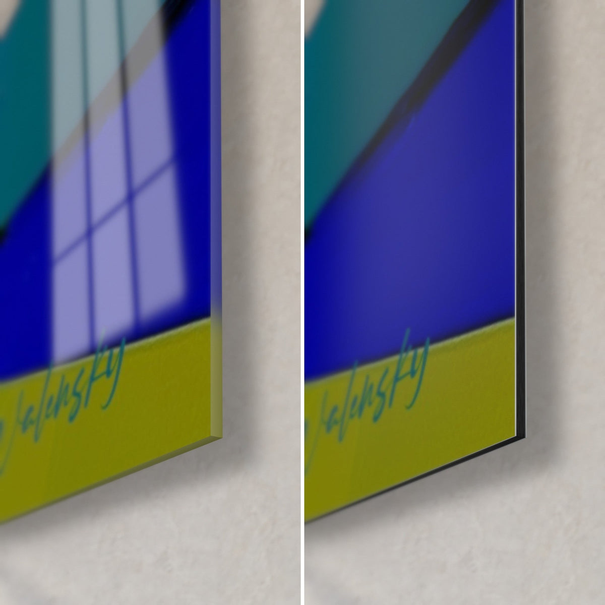 Geometrisches Gemälde mit blauen Bögen, untere rechte Ecke: glänzendes Glas mit Spiegelungen links, mattes Dibond und schwarze Kante rechts