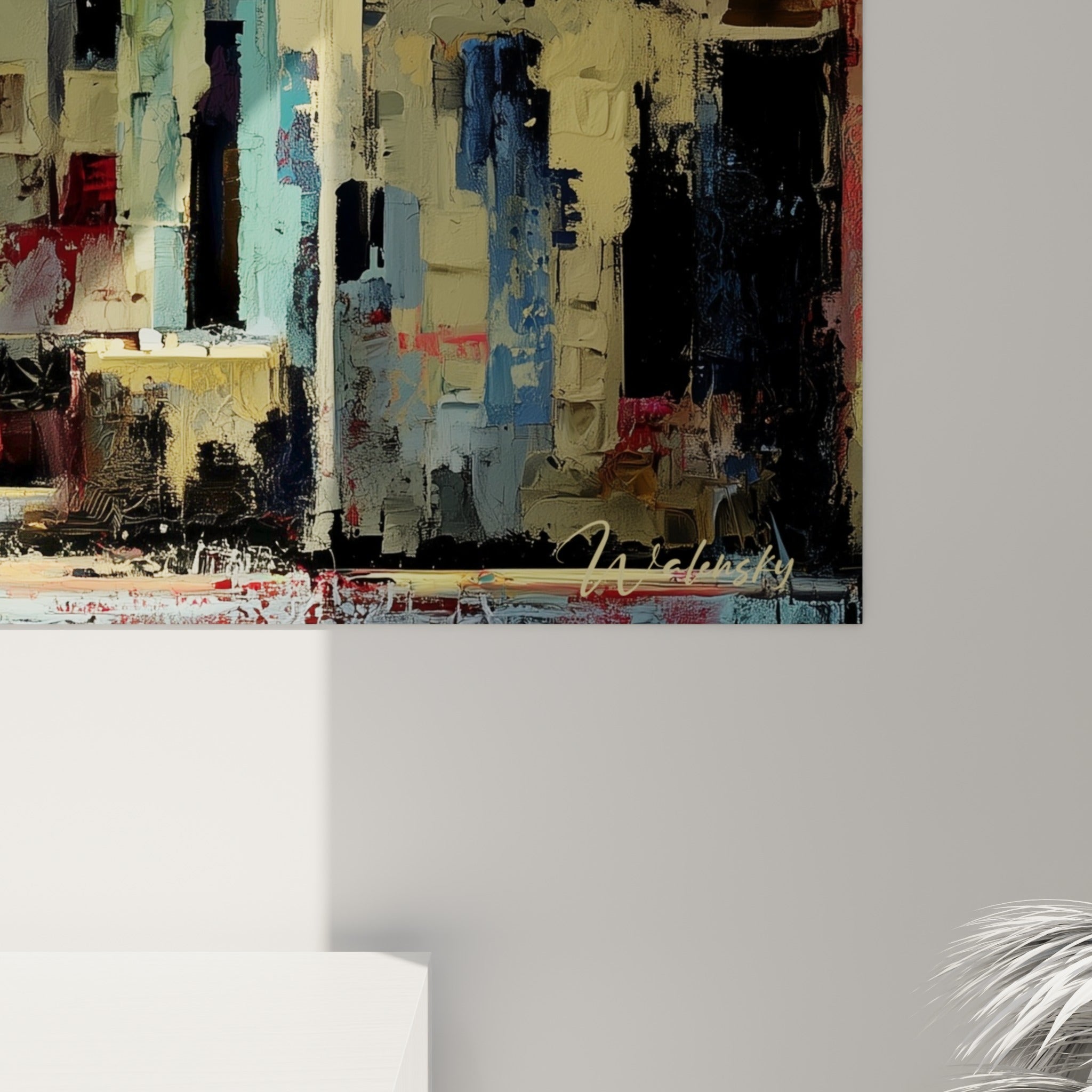 Empâtements épais mêlant ocre, rouge et bleu pastel, coulures visibles sur la toile texturée du portail circulaire