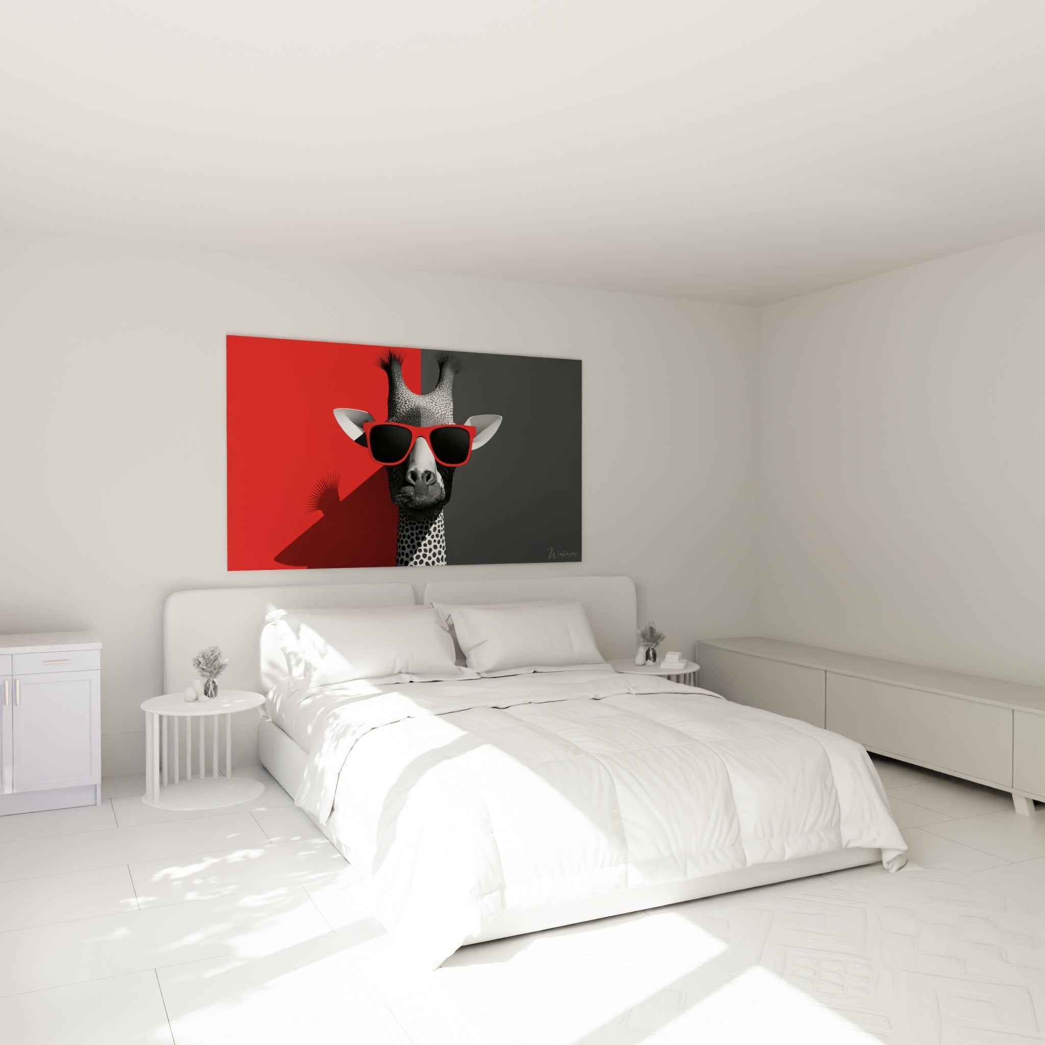 Portrait de girafe rouge et noir avec lunettes de soleil, accroché au-dessus d'un lit dans une chambre claire