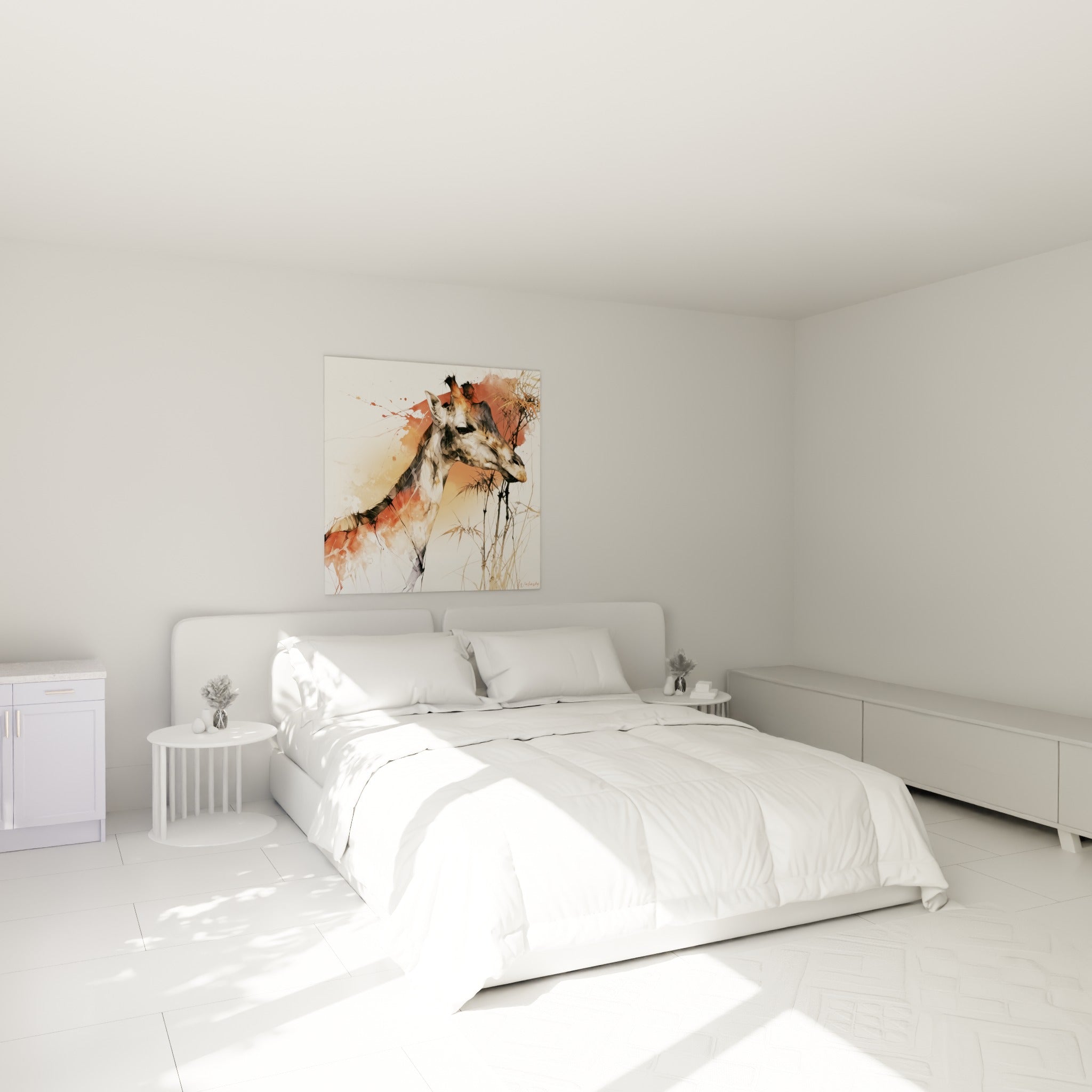 Tête de girafe terracotta et beige accrochée au-dessus d'un lit dans une chambre claire