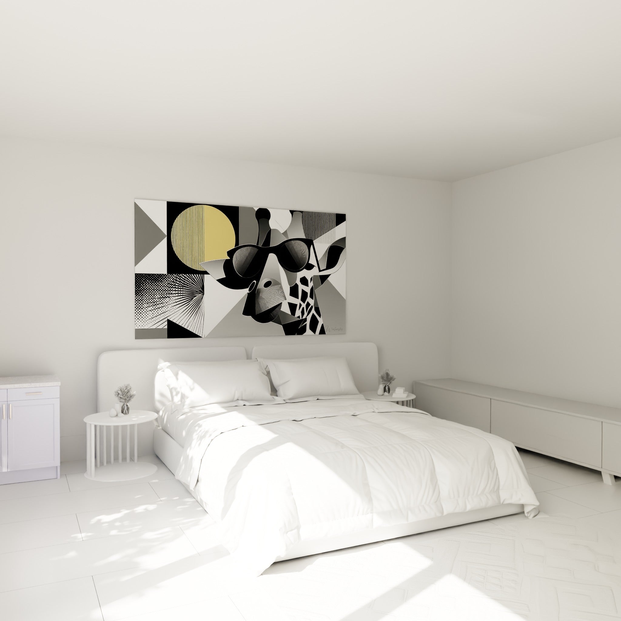 Portrait graphique de girafe aux lunettes noires et cercle doré, au-dessus d'un lit dans une chambre claire