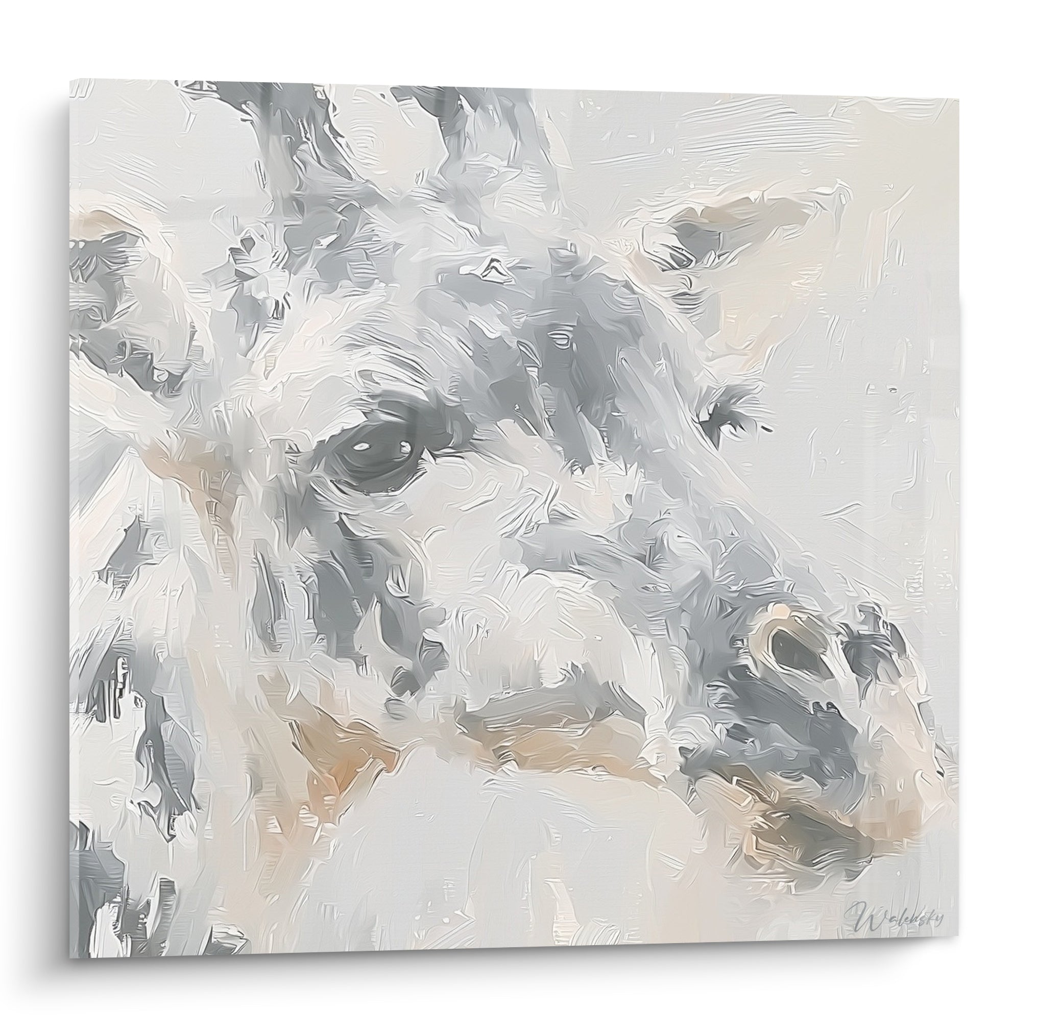 Girafe au regard sombre peinte en gris anthracite et beige, traitement pictural estompé et texturé