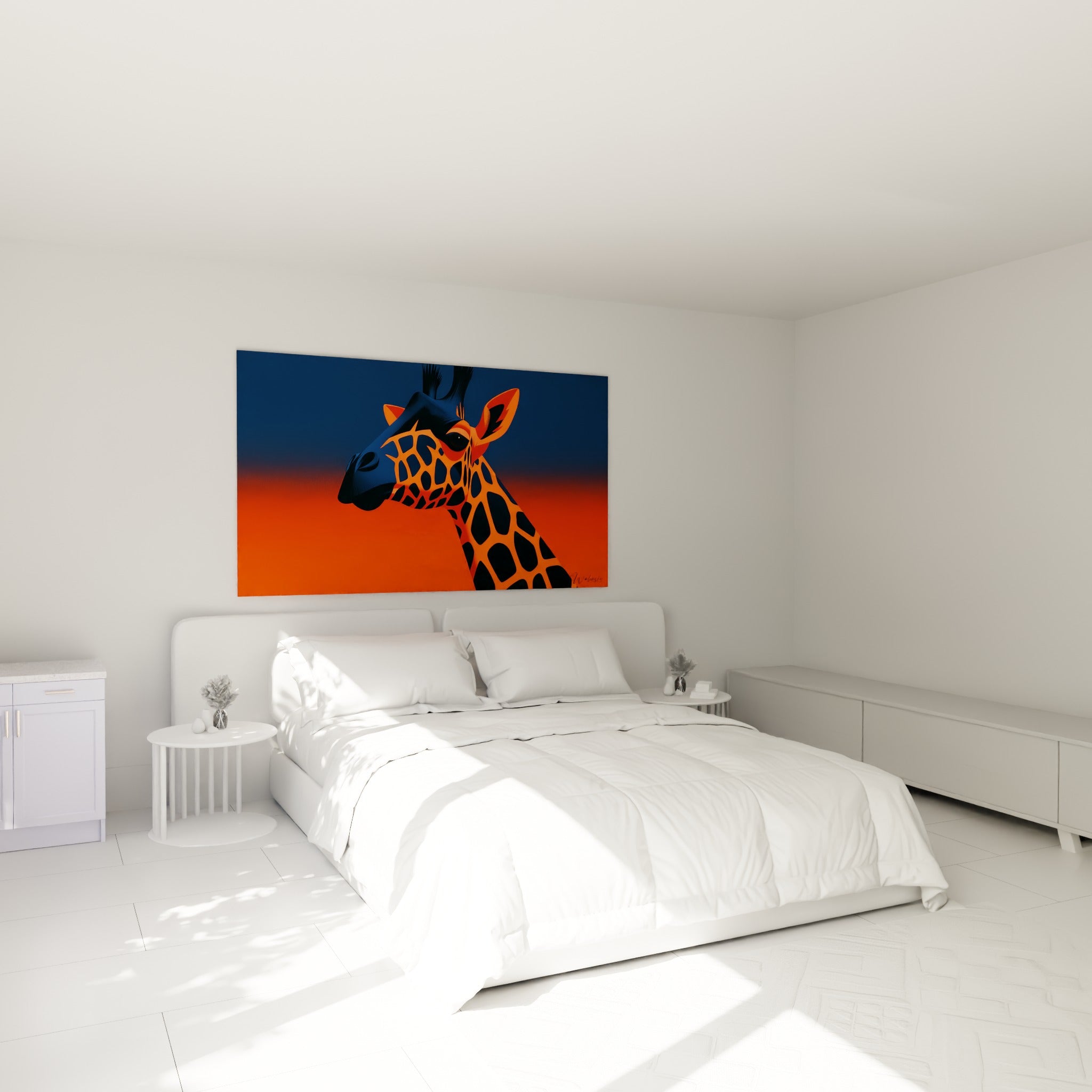 Silhouette de girafe orange et anthracite au regard perçant, accrochée au-dessus d'un lit dans une chambre claire