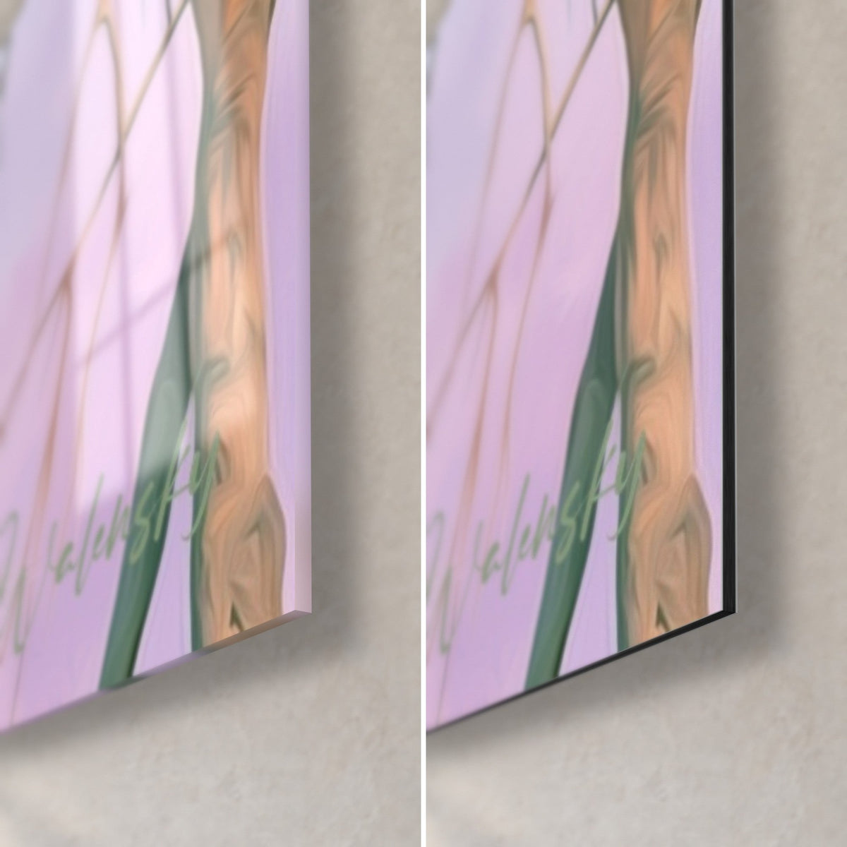 Wall art giraffe with lilac and soft green coat, bottom right corner: glossy glass on the left, matte black Dibond on the right