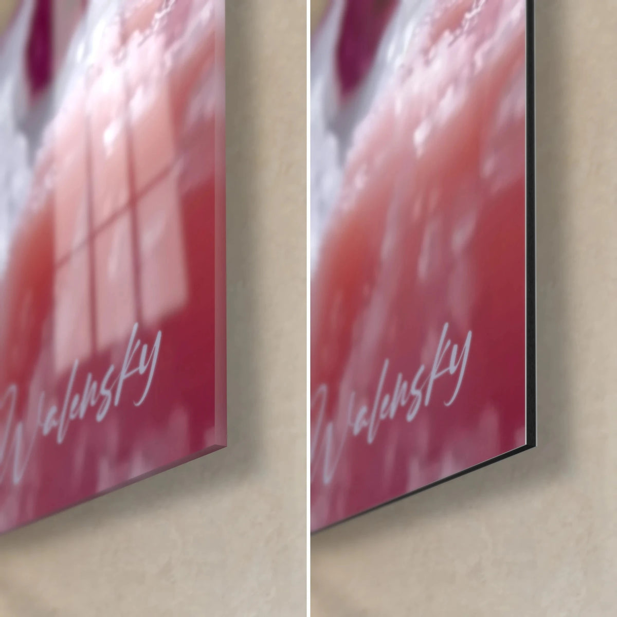 Wall art of a pink ice lolly, bluish water droplets, glossy glass corner bottom right and matte Dibond, 3 mm edge visible