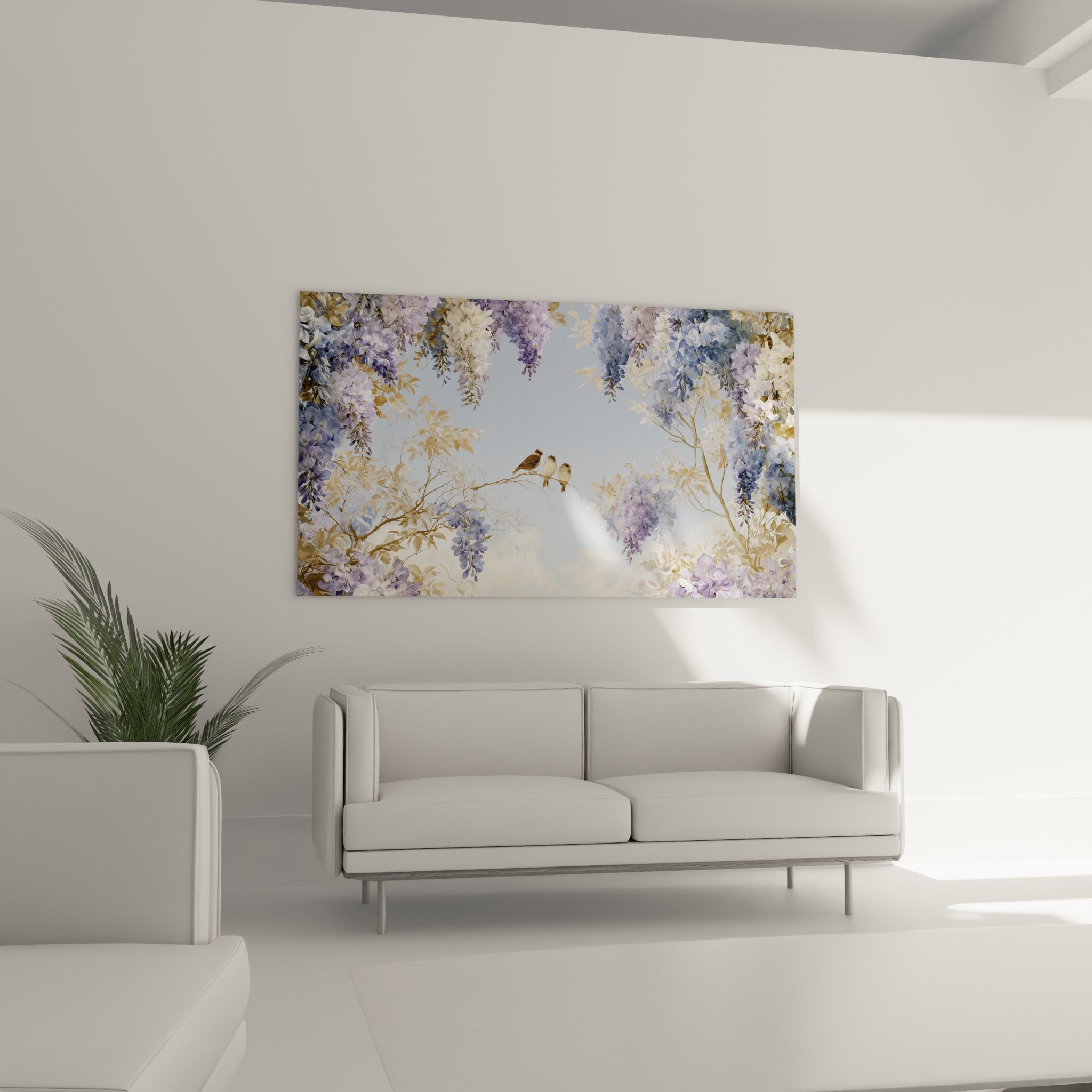 Grappes de glycine mauve et beige encadrant un ciel dégagé, au-dessus d'un canapé dans un salon lumineux