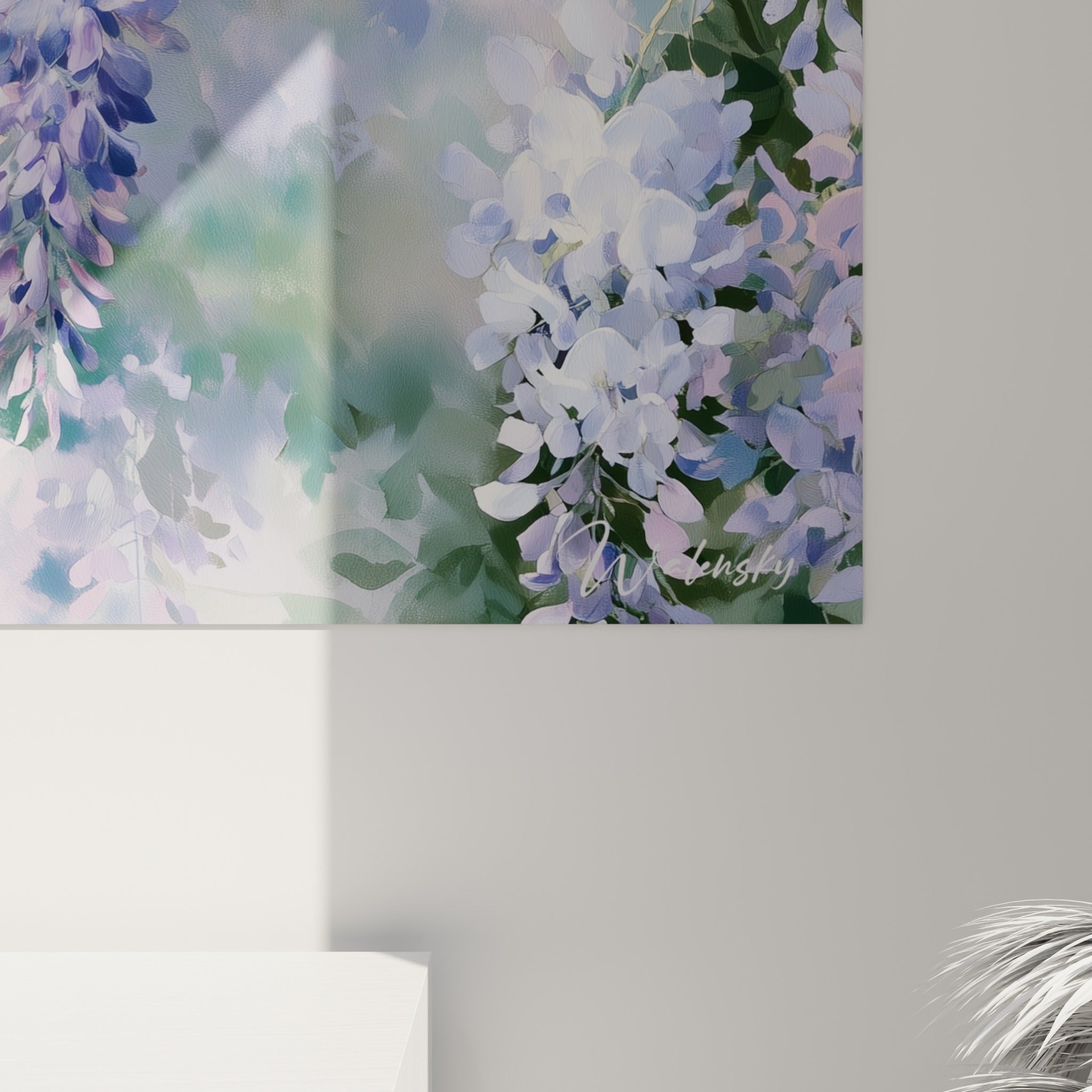 Détail des pétales de glycine où le mauve et le blanc se fondent en touches picturales estompées